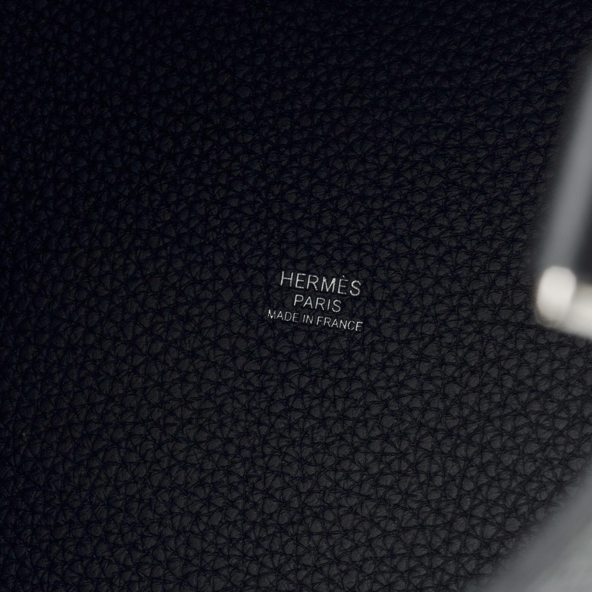 New Hermès Picotin 22 in Black Taurillon Clemence leather , PHW 3