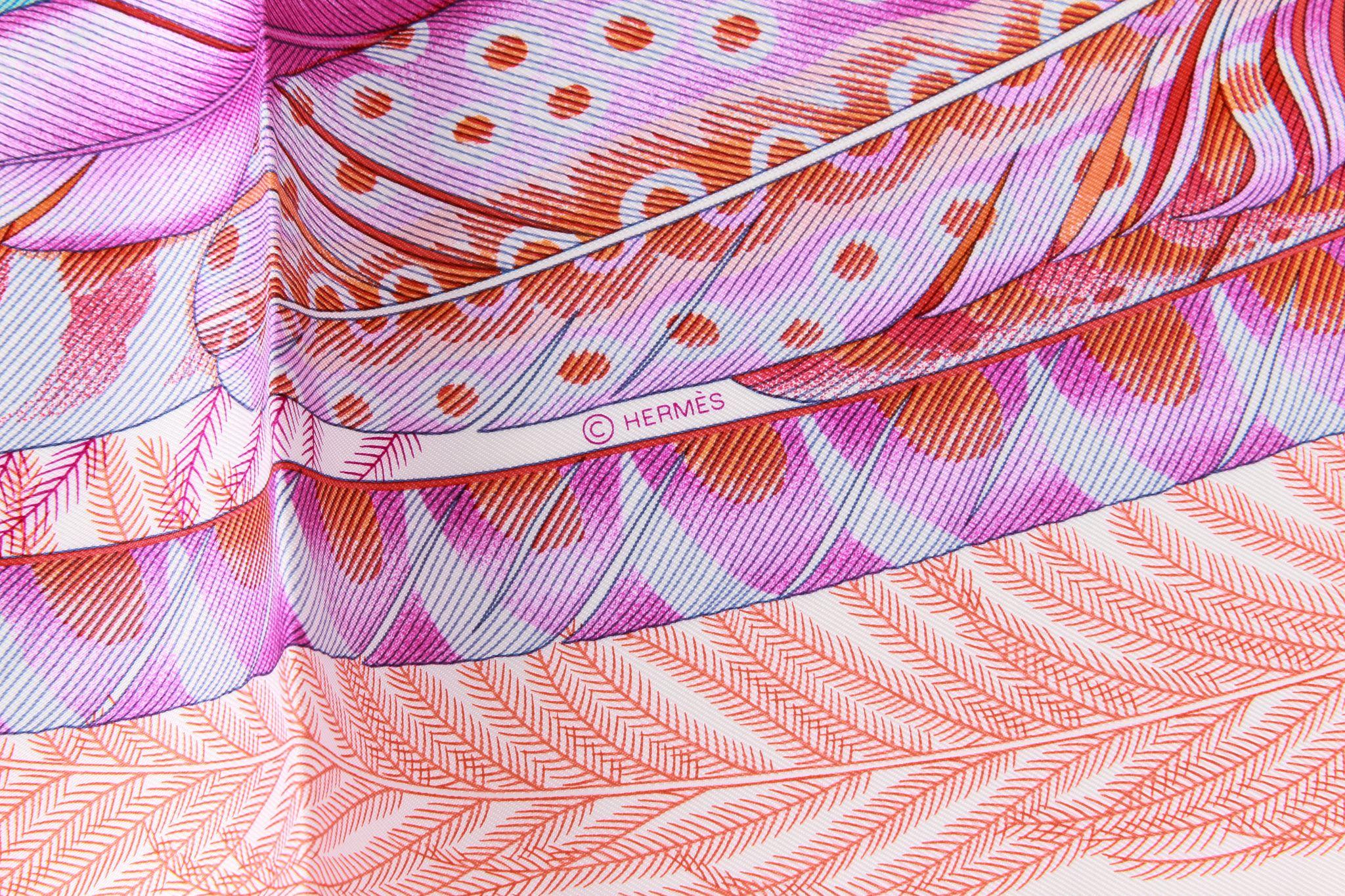 Women's New Hermes Pink White Feather Silk Scarf in Box