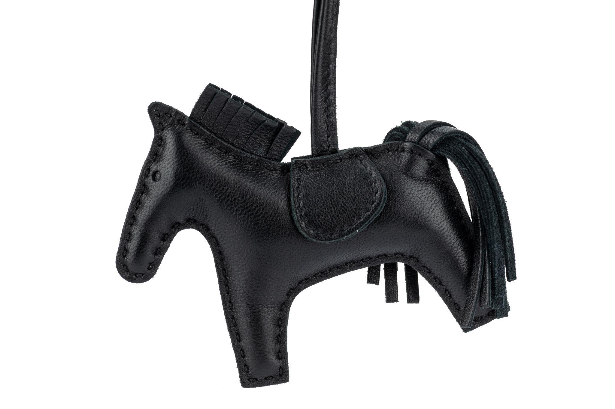 New Hermès Rare So Black Rodeo Grigri PM In New Condition For Sale In West Hollywood, CA