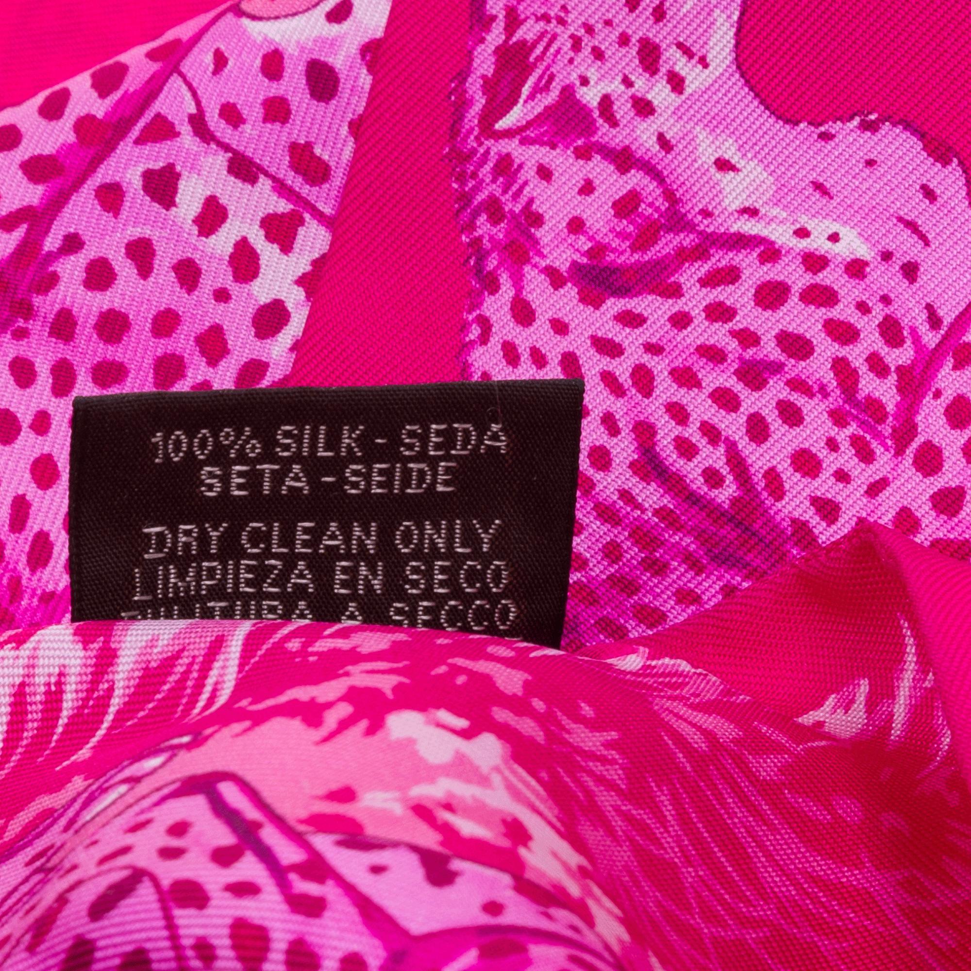 New Hermès Slim Guepards Maxi-Twilly in Pink Silk For Sale 3