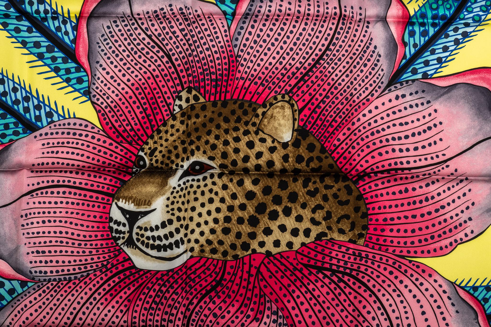 Donna Nuovo Hermes Sciarpa di seta Baobab giallo rosa in vendita