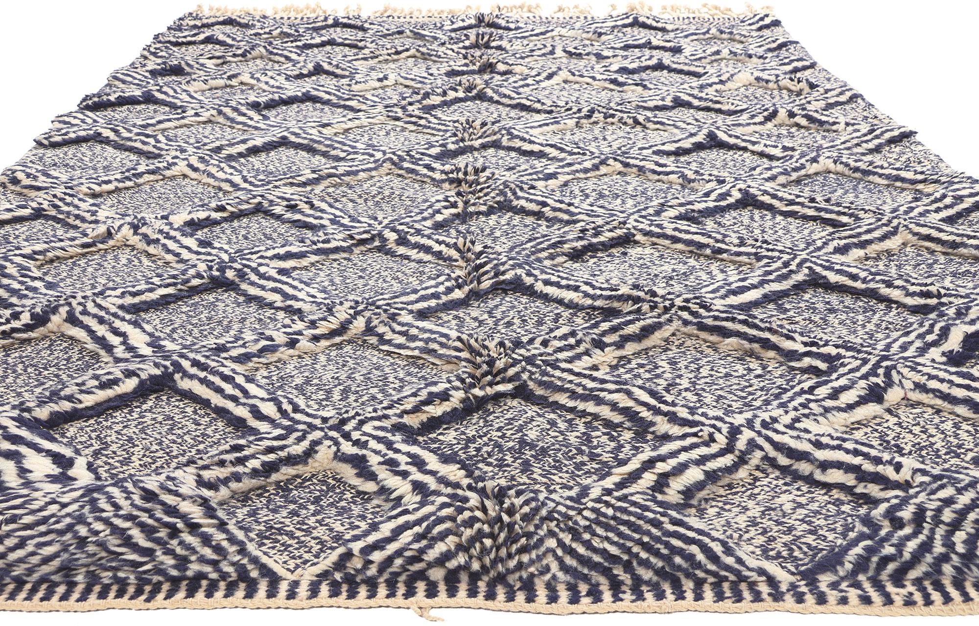 Moderne The Moderns Mrirt Tapis marocain High-Low en vente