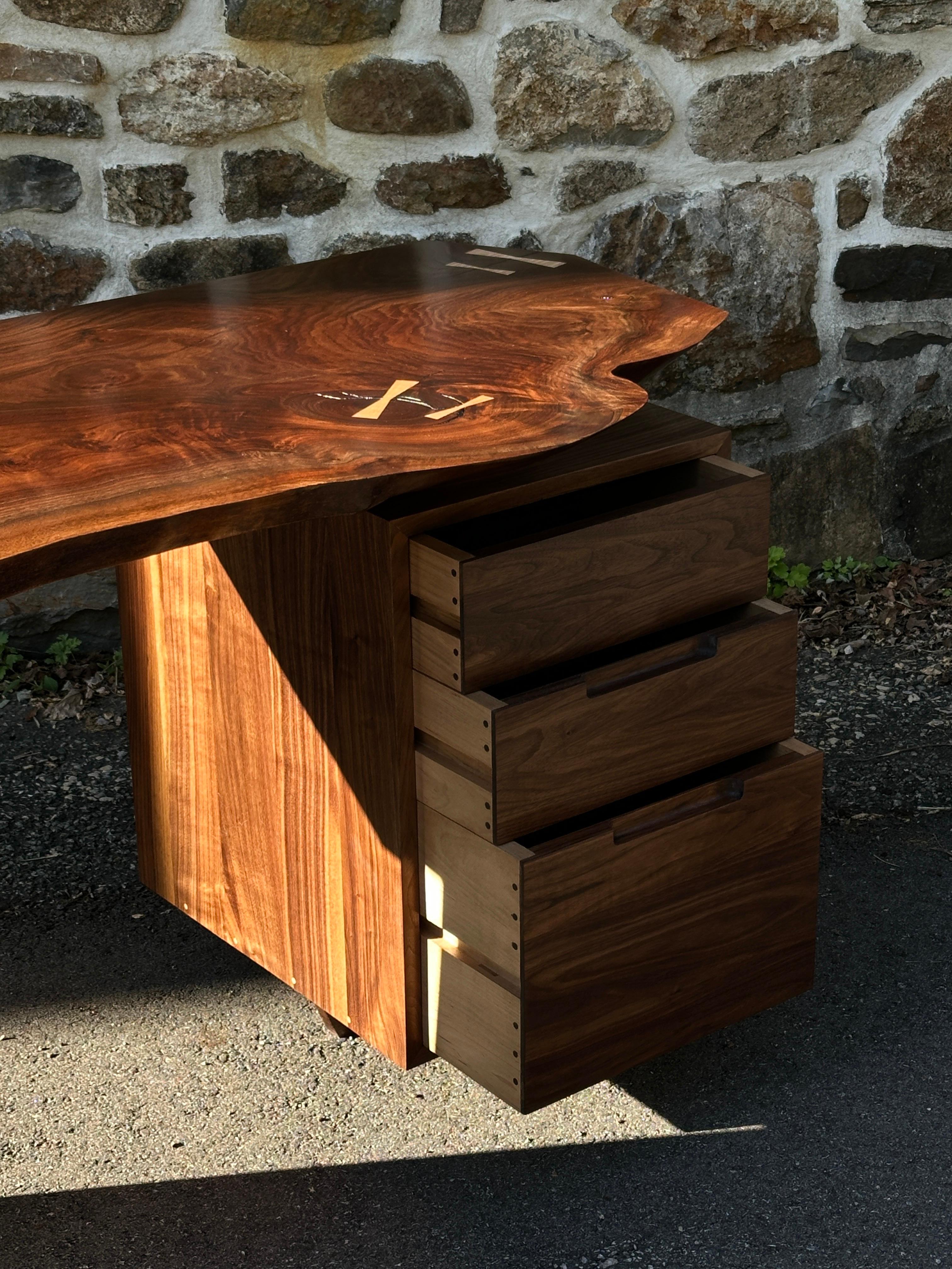 New Hope-Schreibtisch – Michael Oates (Asche) im Angebot