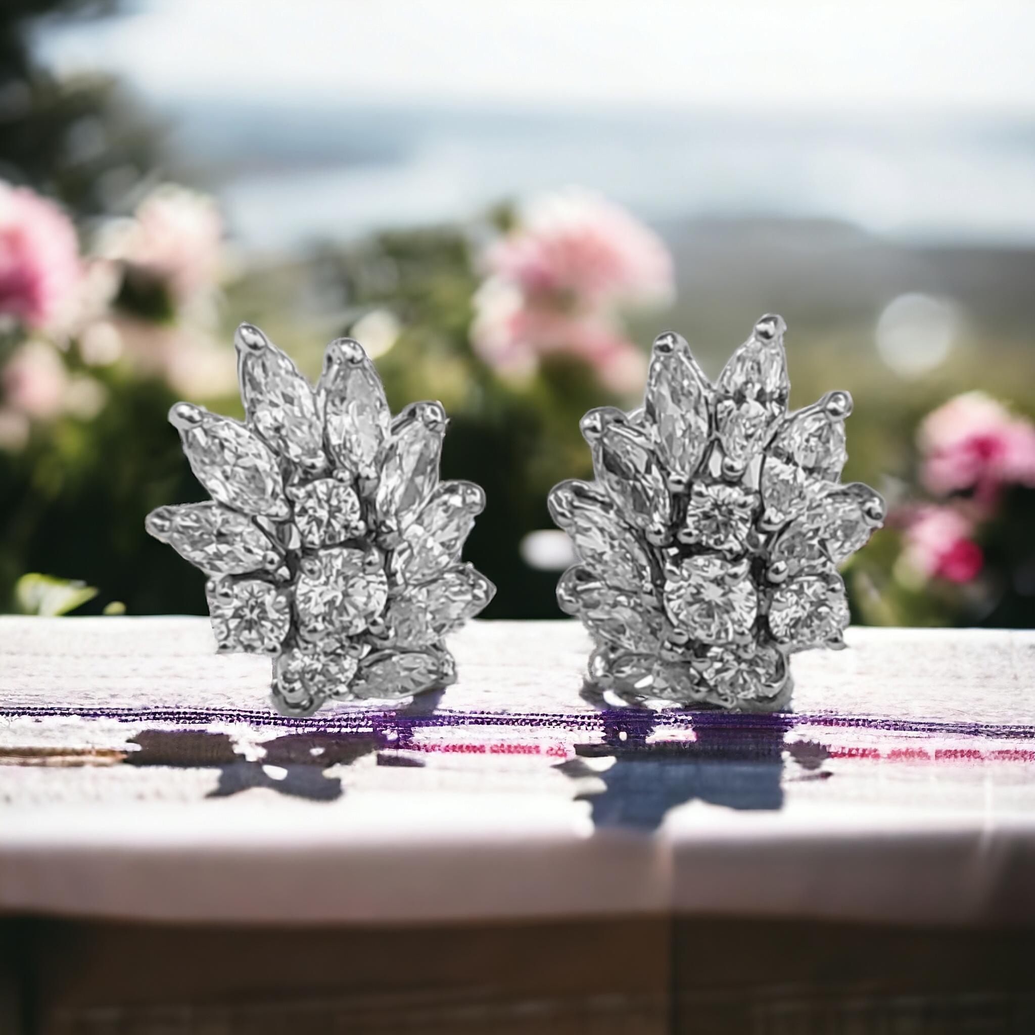 NEW HUGE FIRE GIA and UGL Reports. Natural Diamond Cluster Earrings in Platinum  For Sale 13