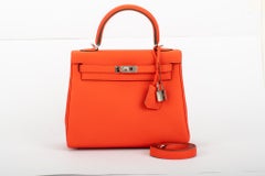 New in Box 2018 Hermes Rare Kelly 25 Capucine Togo Bag