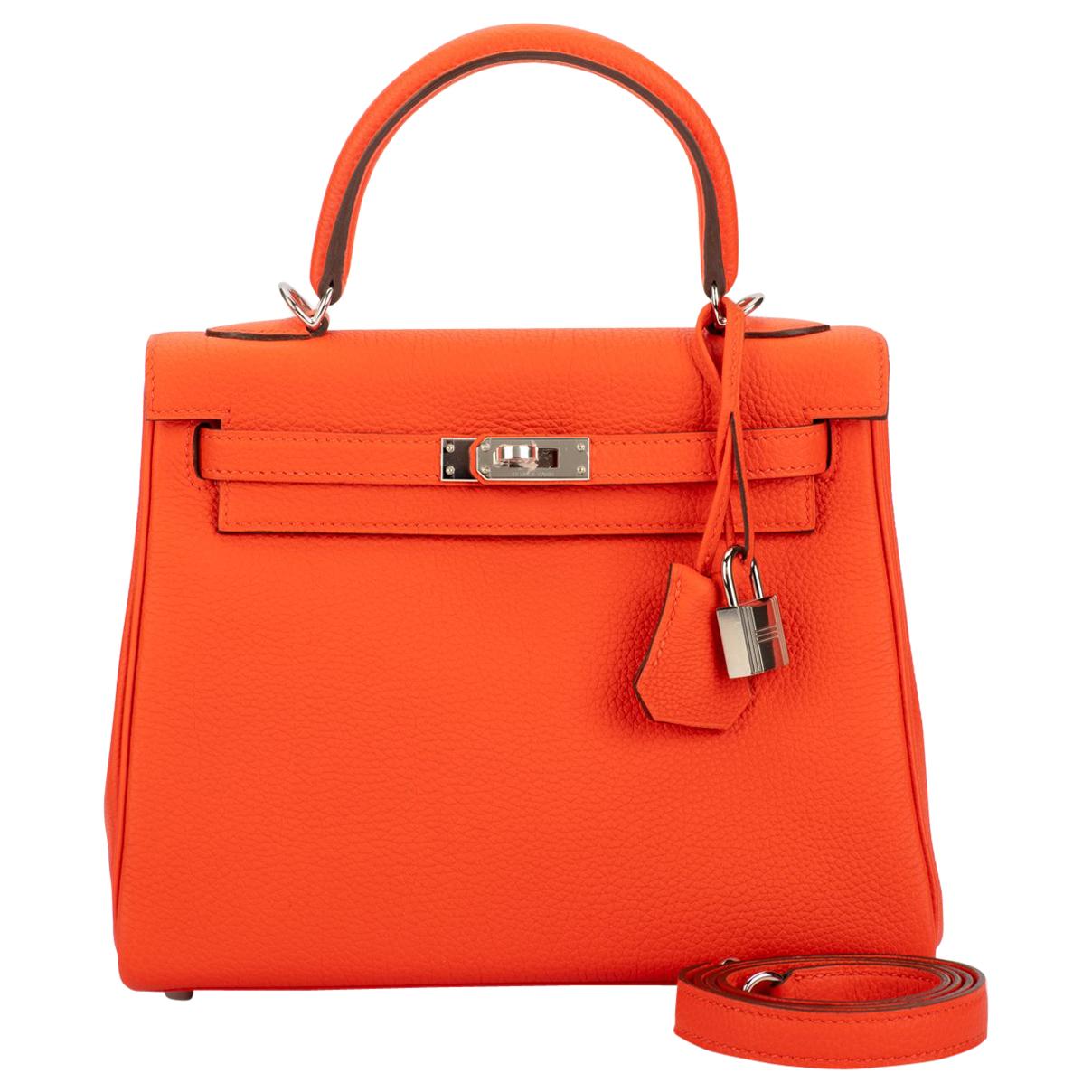 New in Box 2018 Hermes Rare Kelly 25 Capucine Togo Bag