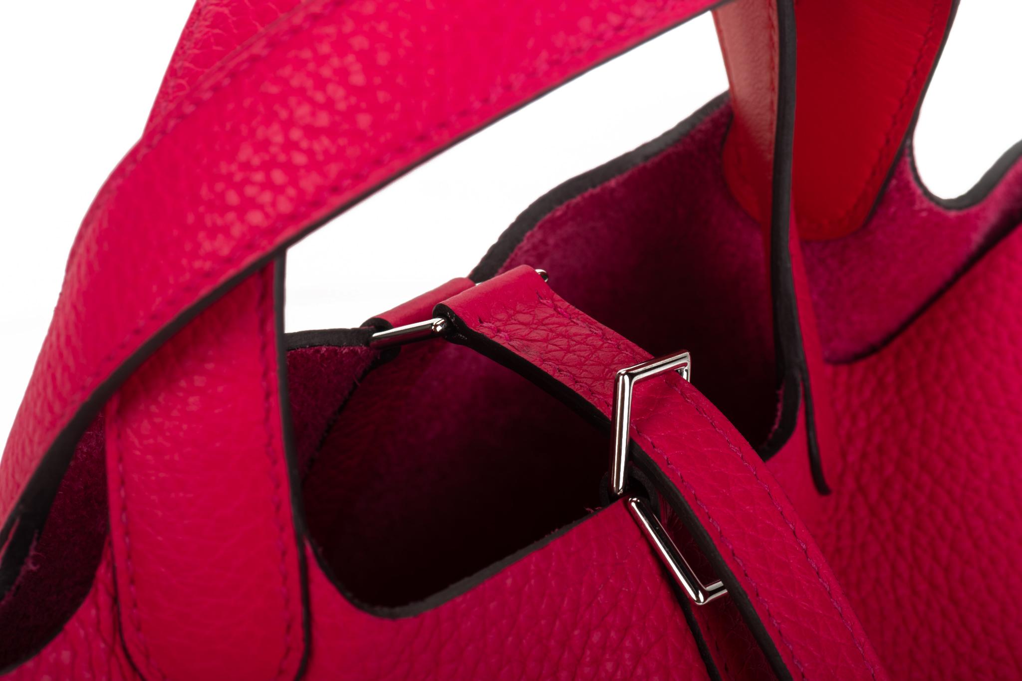 New in Box Hermès 18cm Rose Mexico Picotin Bag For Sale 4