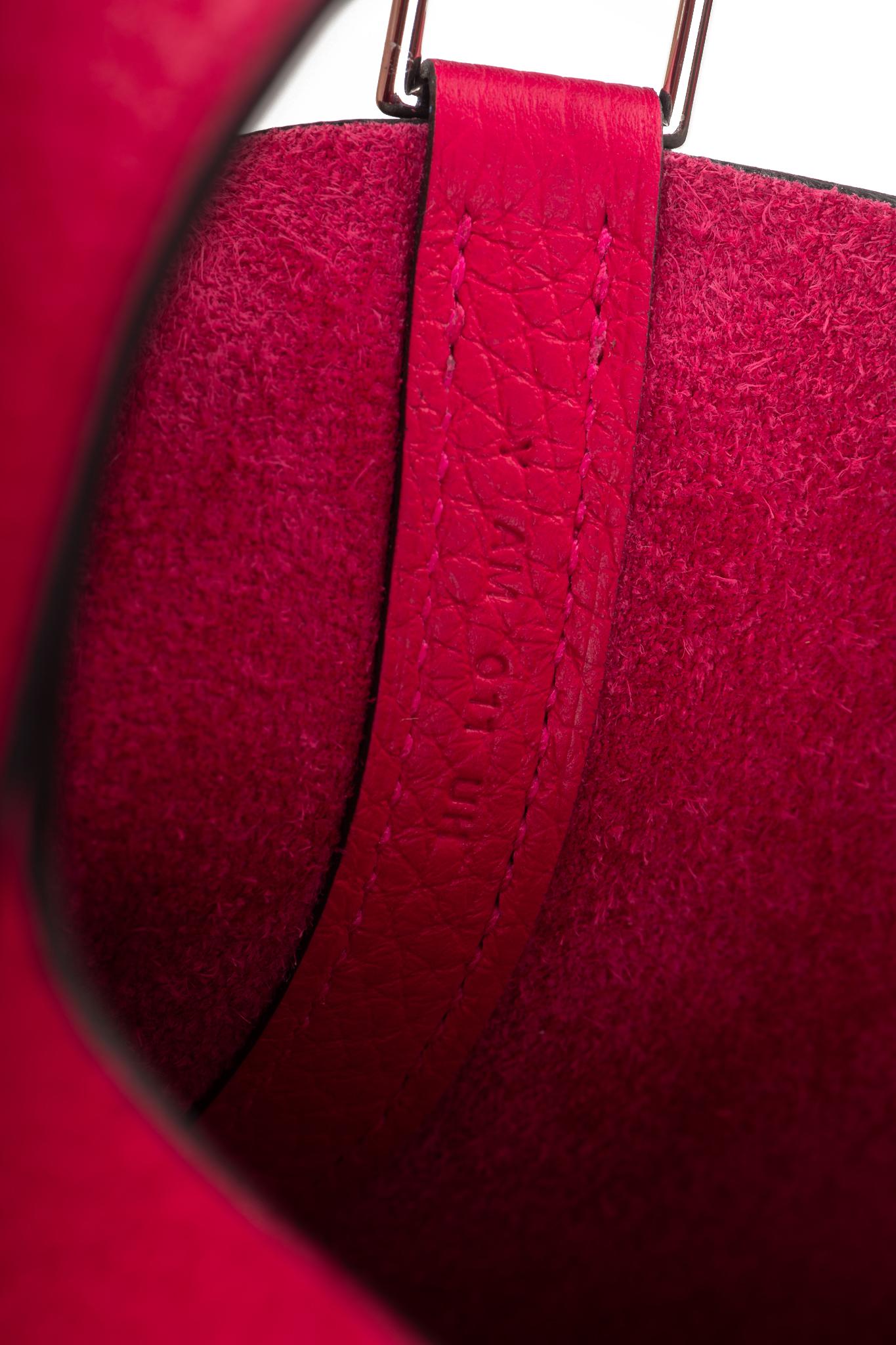 New in Box Hermès 18cm Rose Mexico Picotin Bag For Sale 10