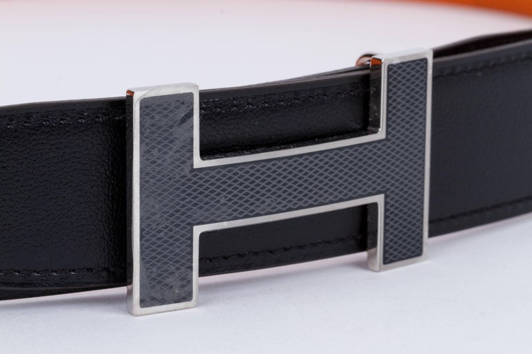 New in Box Hermes Black Orange Unisex H Belt For Sale at  display picture 1