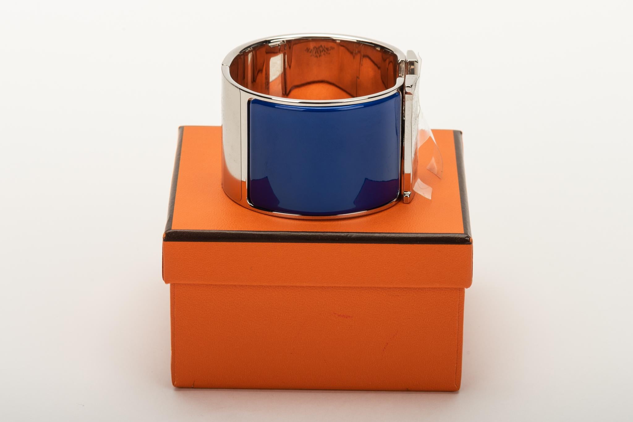 Hermès Mega Clic Clac hinged cuff in electric blue and palladium hardware. Brand new in box. Interior, 6.5