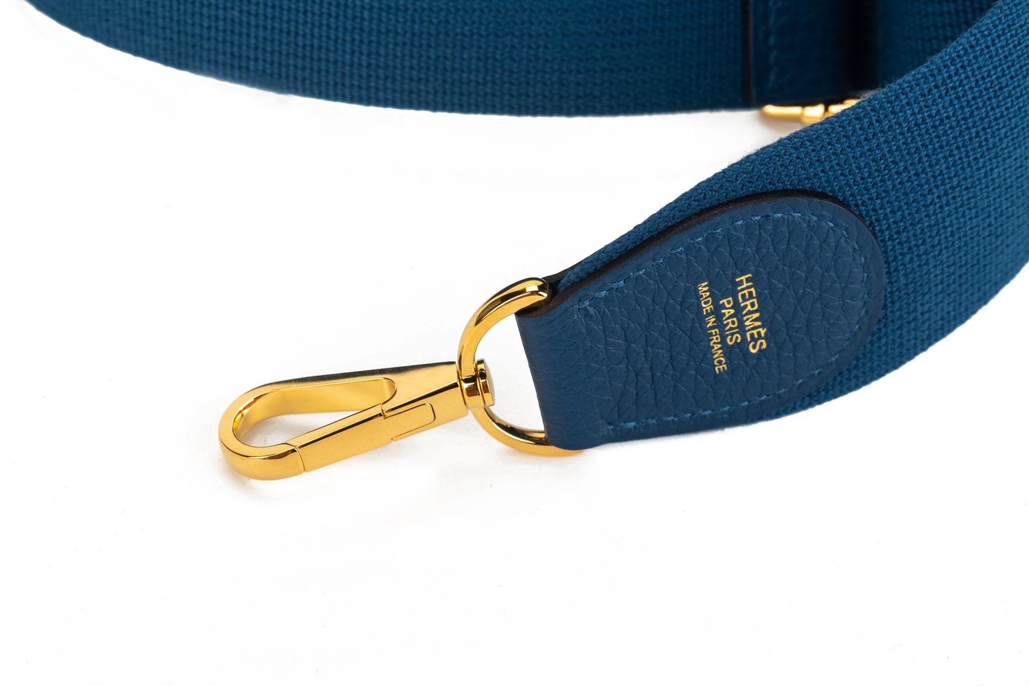 Neu in Box Hermes Evelyne PM Blau Nuit Gold Tasche 12