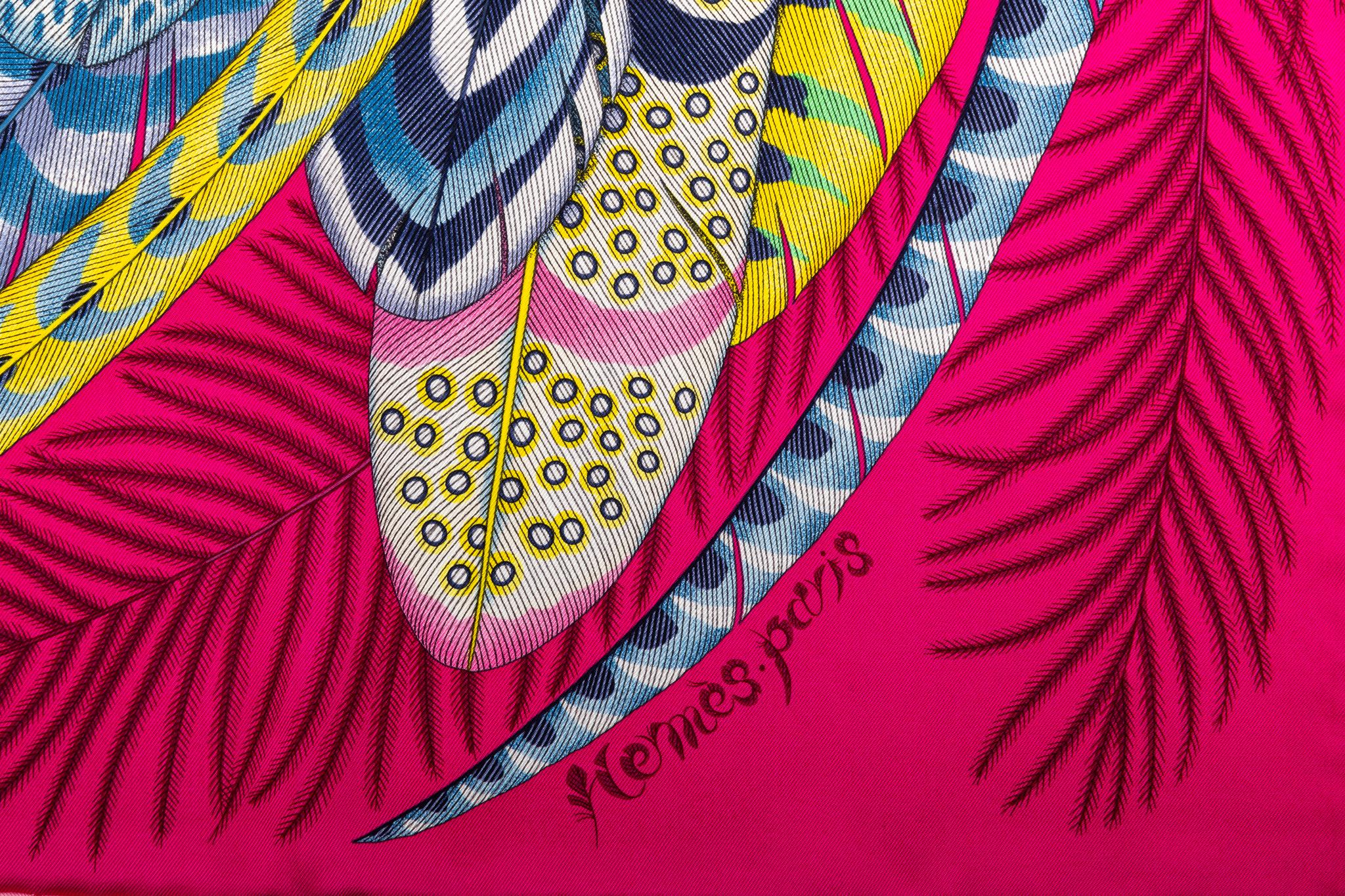 New in Box Hermes Fuchsia Feathers Silk Scarf In New Condition In West Hollywood, CA