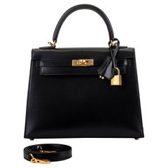 Hermès Kelly 25 Noir (Black) Swift Gold Hardware GHW — The French Hunter