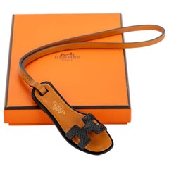 Hermes Seltener Oran Schwarzer Taschenanhänger in Box