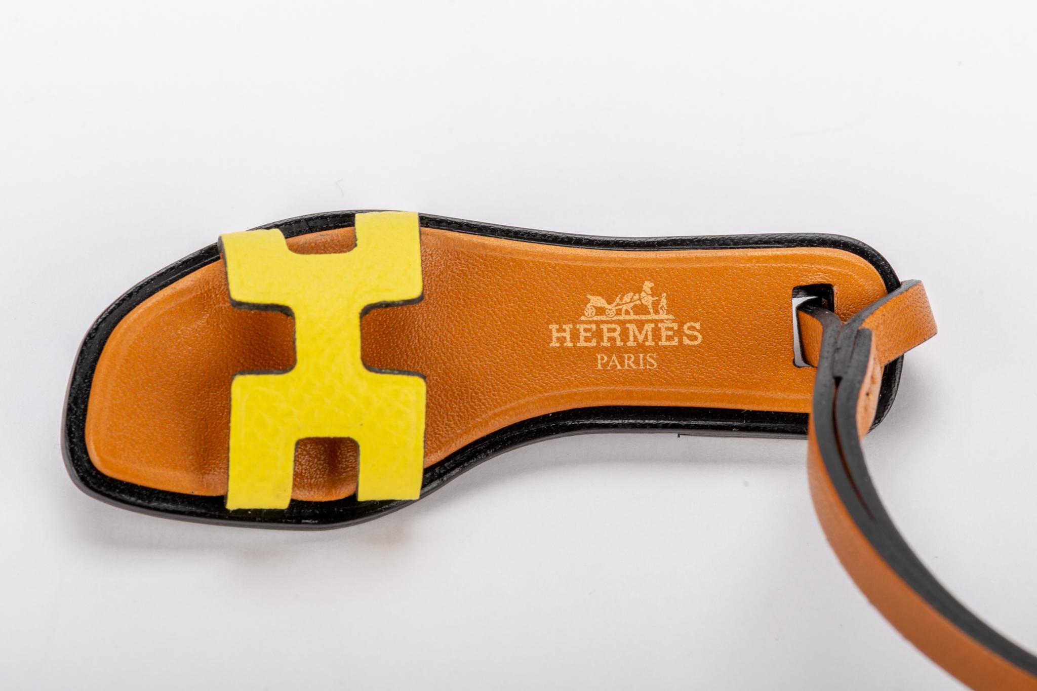 New in Box Hermes Rare Oran Yellow Bag Charm In New Condition For Sale In West Hollywood, CA