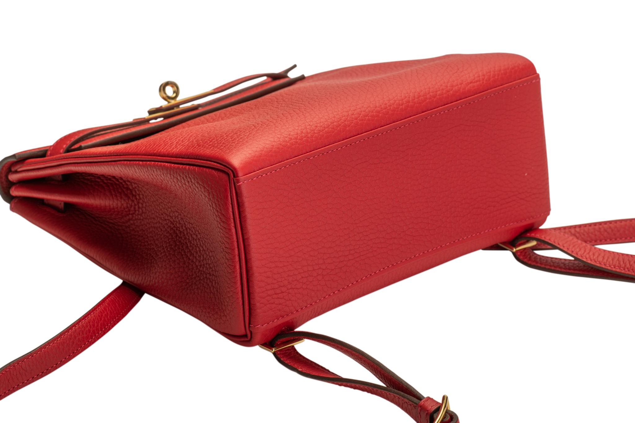 New in Box Hermes Rouge Casaque Kelly A Dos Bag Pour femmes en vente
