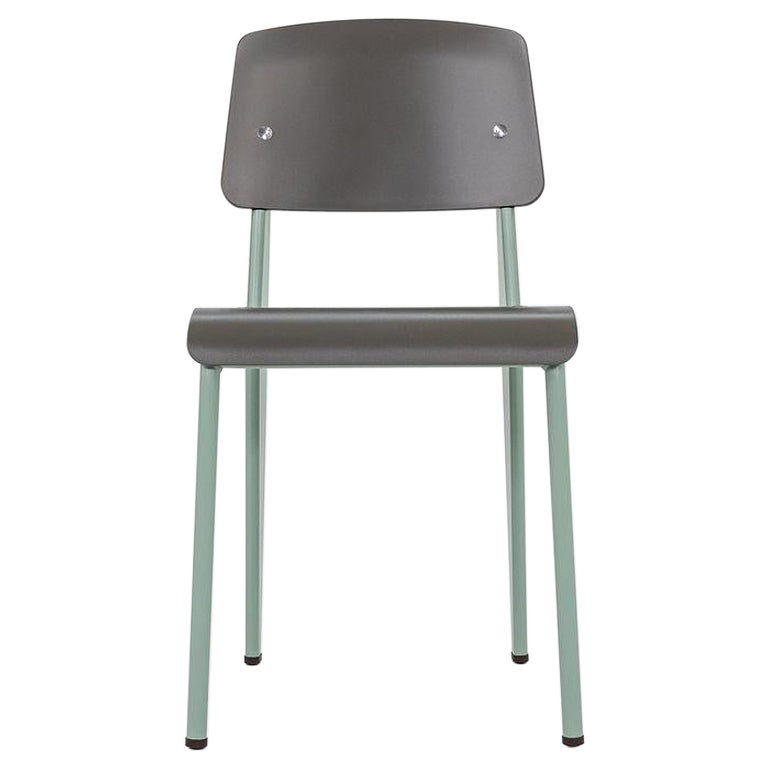 Nuevo en caja Jean Prouve para Vitra Sillas de comedor SP Standard en verde con asiento gris en venta