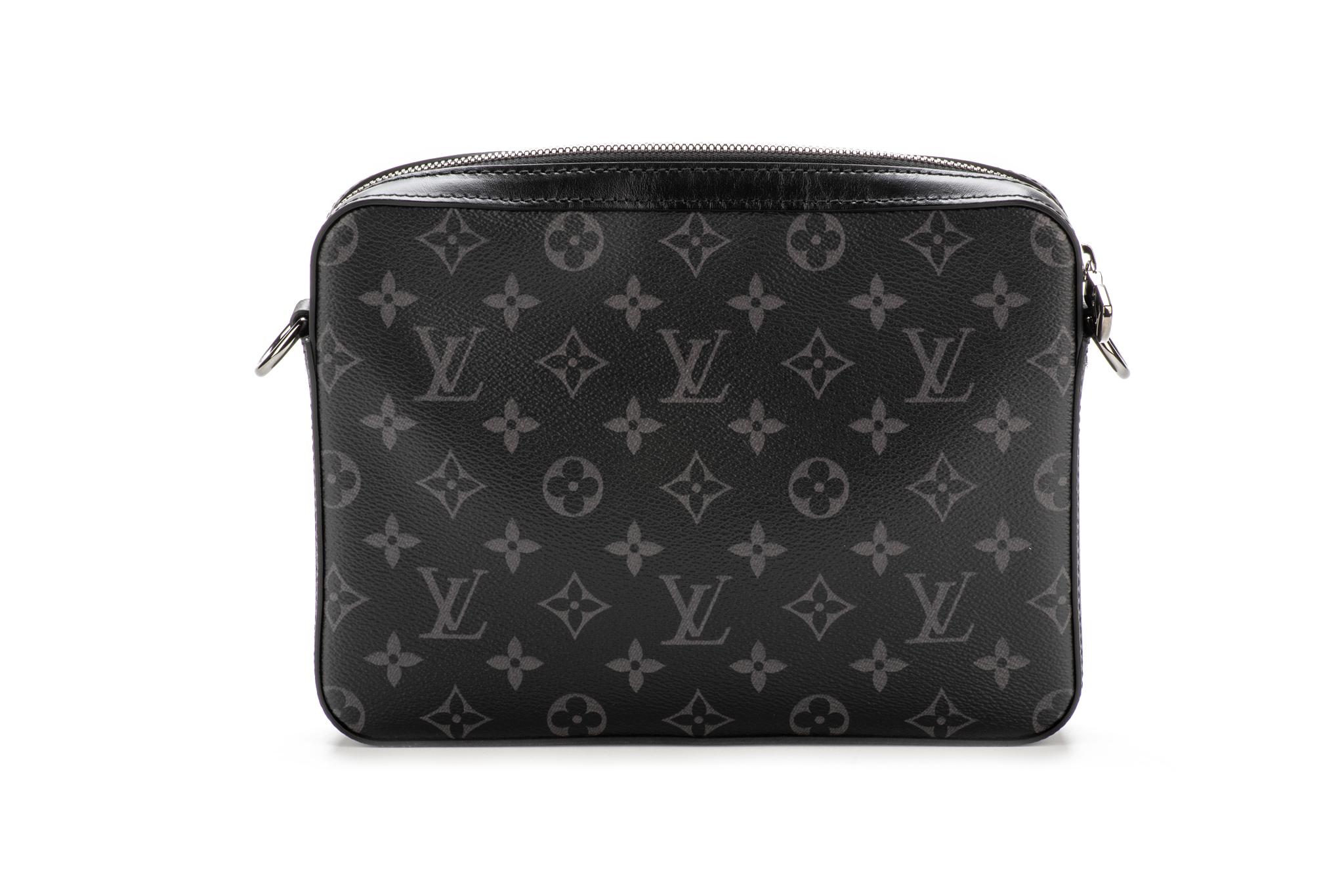 New in Box Louis Vuittom Men Multi Pochette Black Gray Bag For Sale 3