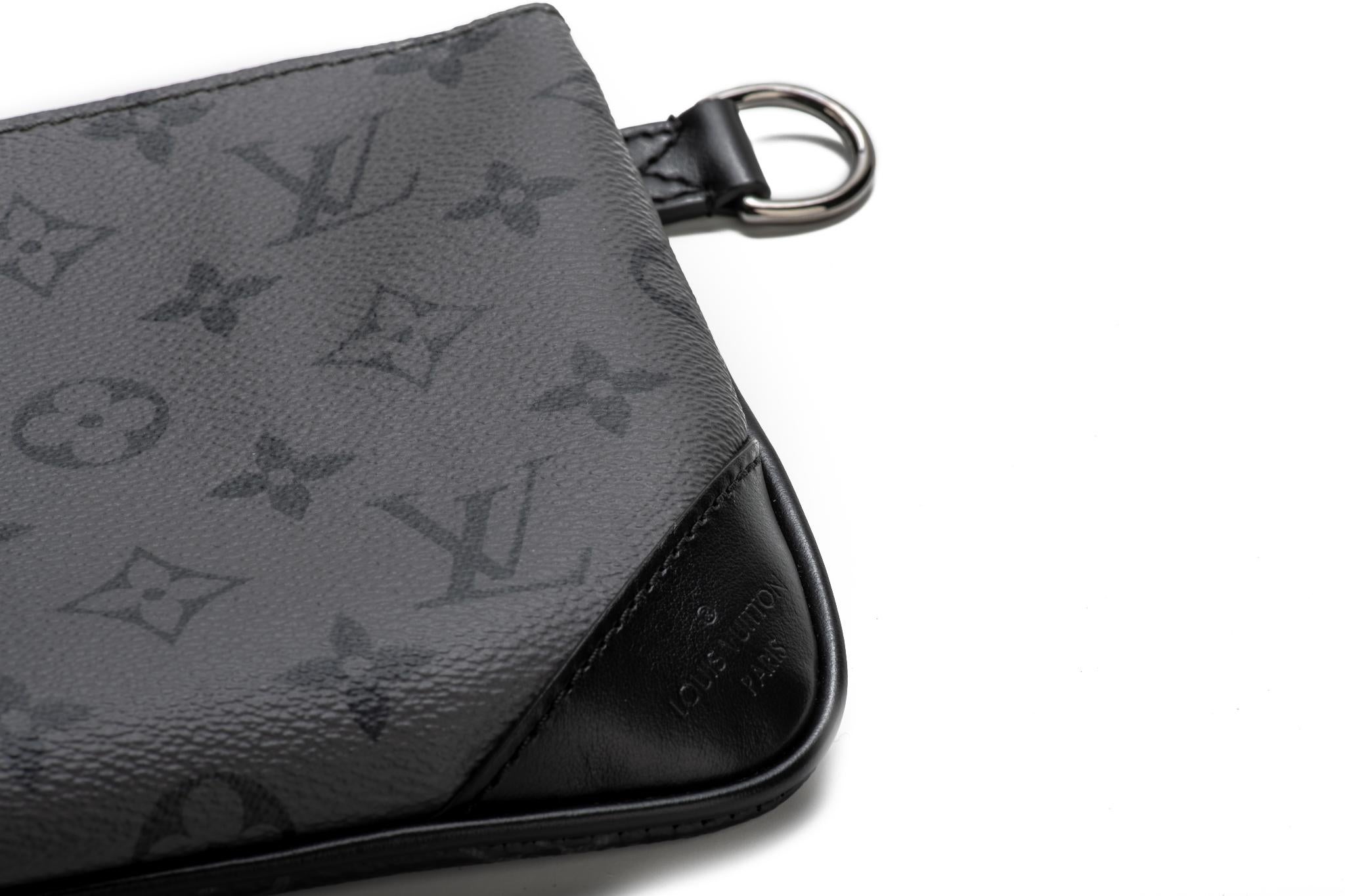 New in Box Louis Vuittom Men Multi Pochette Black Gray Bag For Sale 10