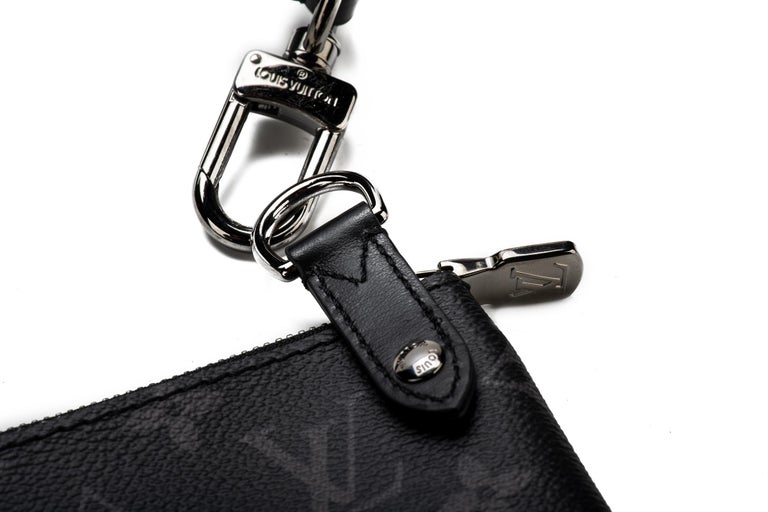 New in Box Louis Vuittom Men Multi Pochette Black Gray Bag at