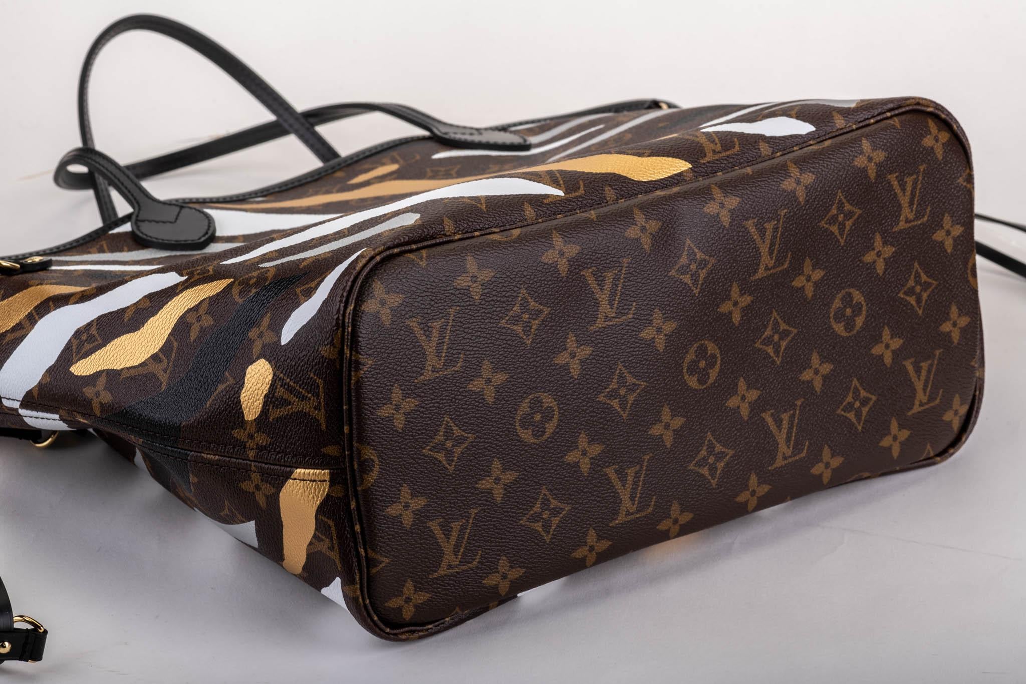 Neu in Box Louis Vuitton Limited Edition Camouflage Neverfull MM Tote Bag Damen