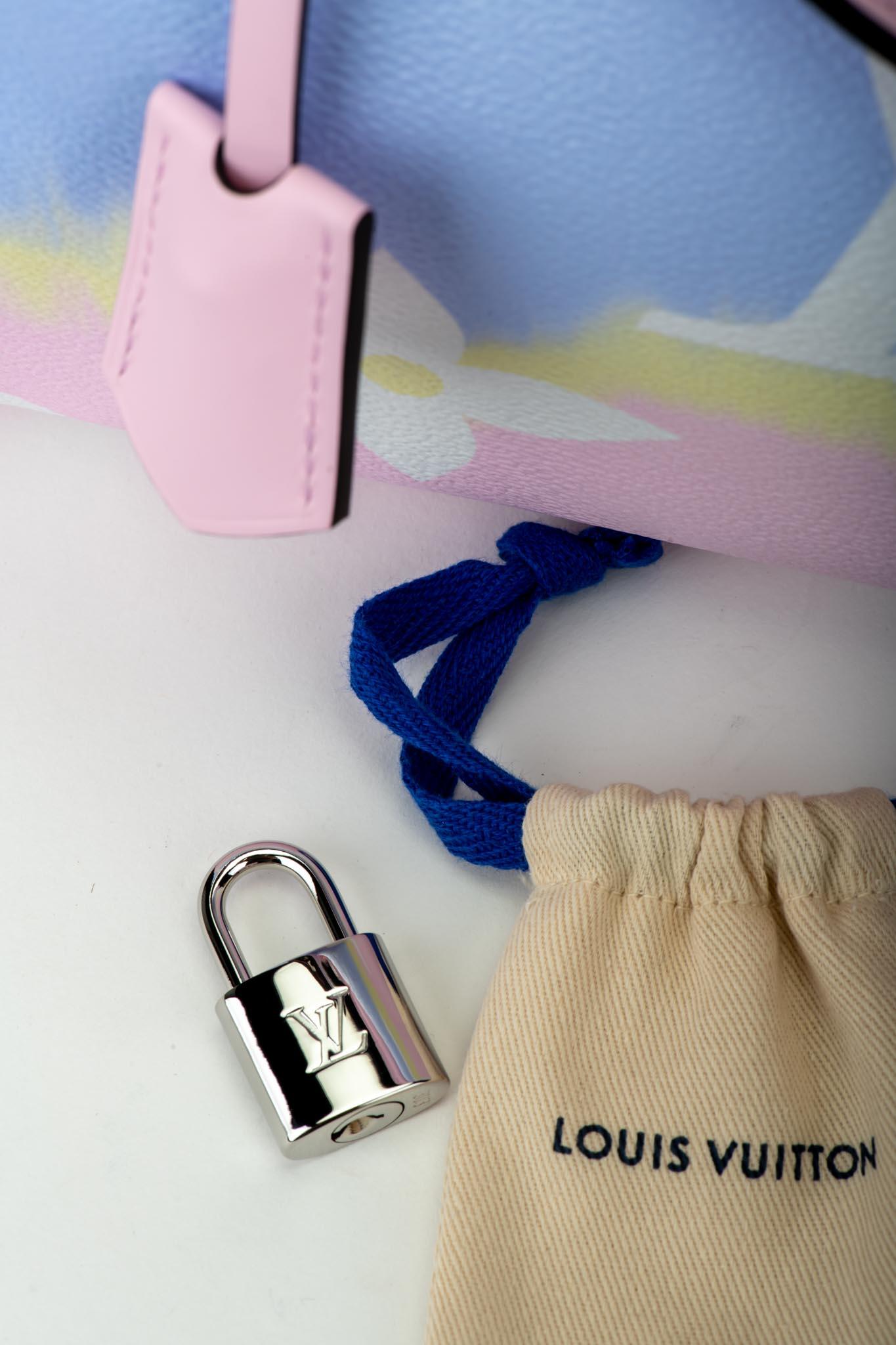 Louis Vuitton - Sac On The Go, édition limitée, état neuf dans sa boîte Neuf à West Hollywood, CA