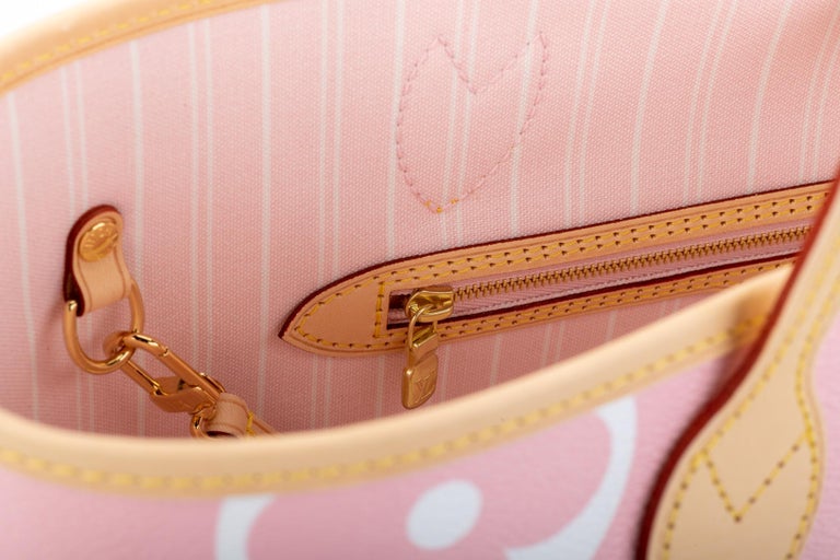 louis vuitton neverfull with pink lining