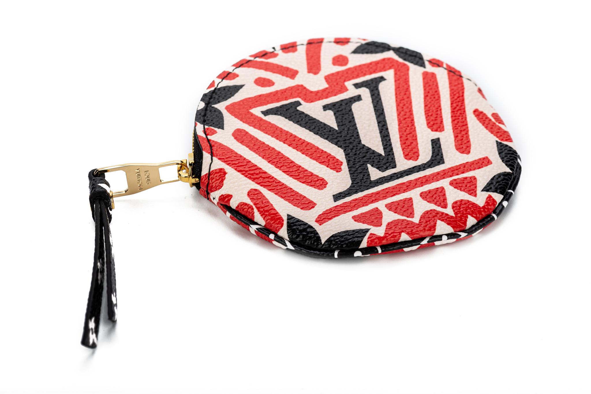 louis vuitton round coin purse