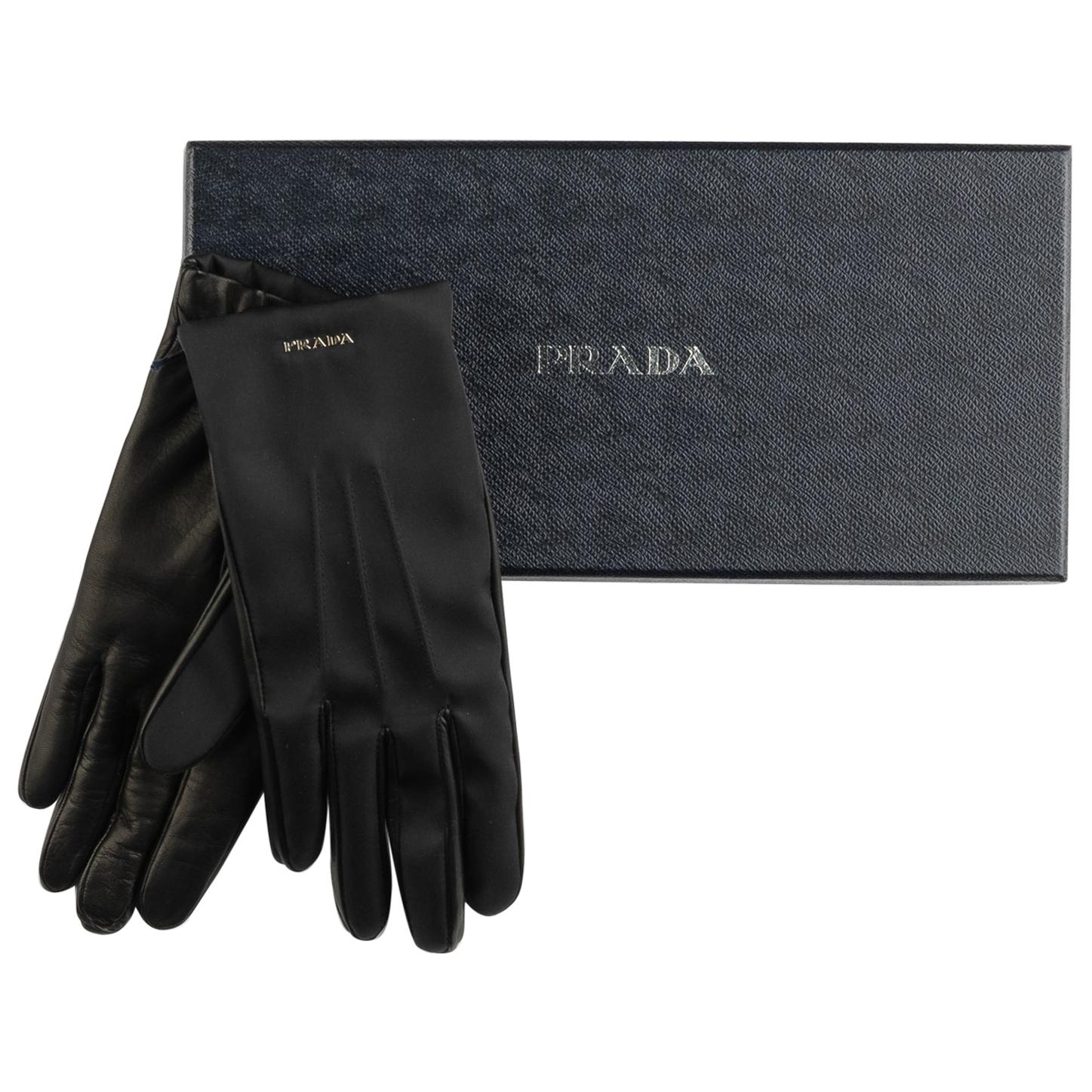 New in Box Prada Black Leather Ladies Gloves Size 6.5