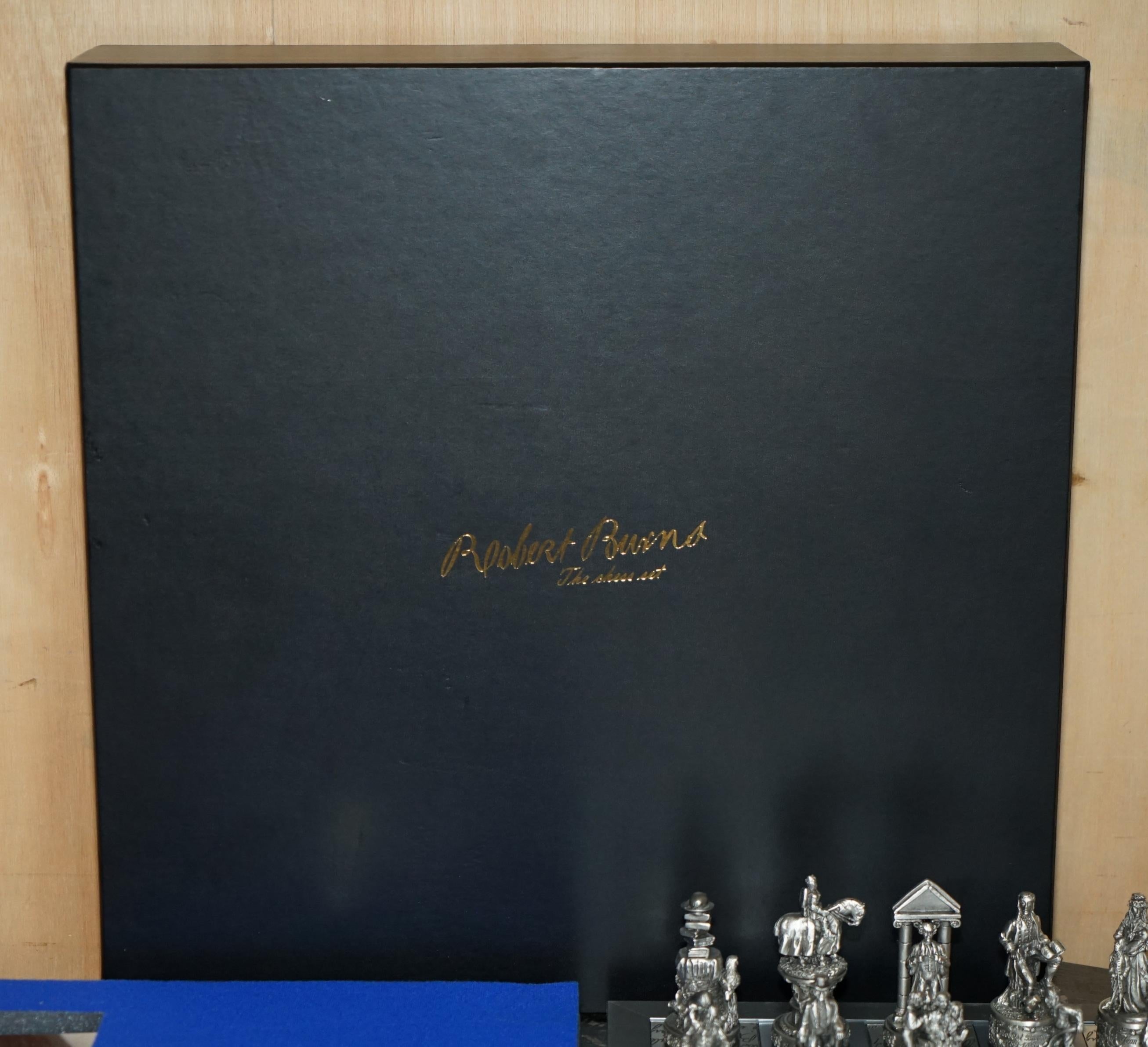 NEW IN THE BOX LTD EDITION 18/500 ROBERT BURNS SCOTTiSH CHESS SET en vente 3