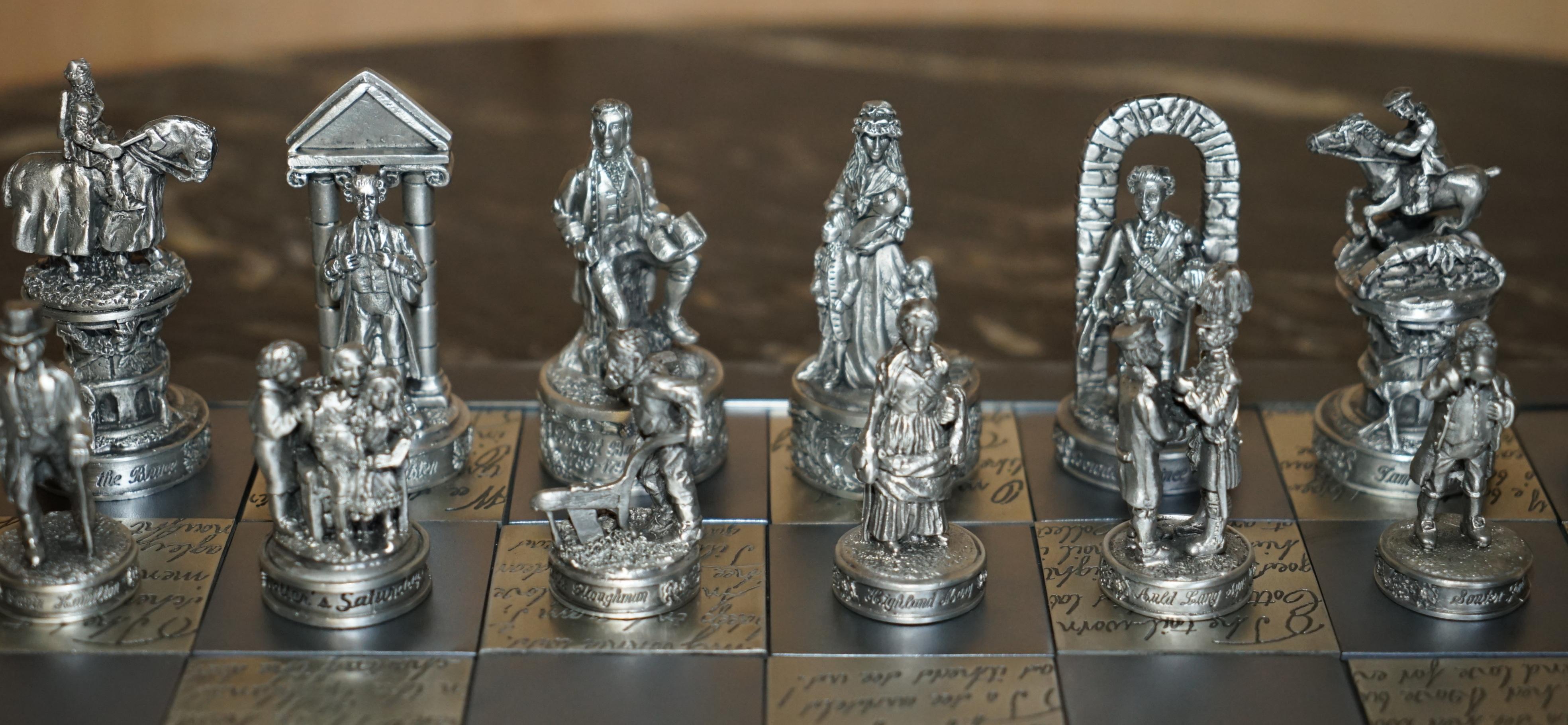 NEW IN THE BOX LTD EDITION 18/500 ROBERT BURNS SCOTTiSH CHESS SET en vente 7