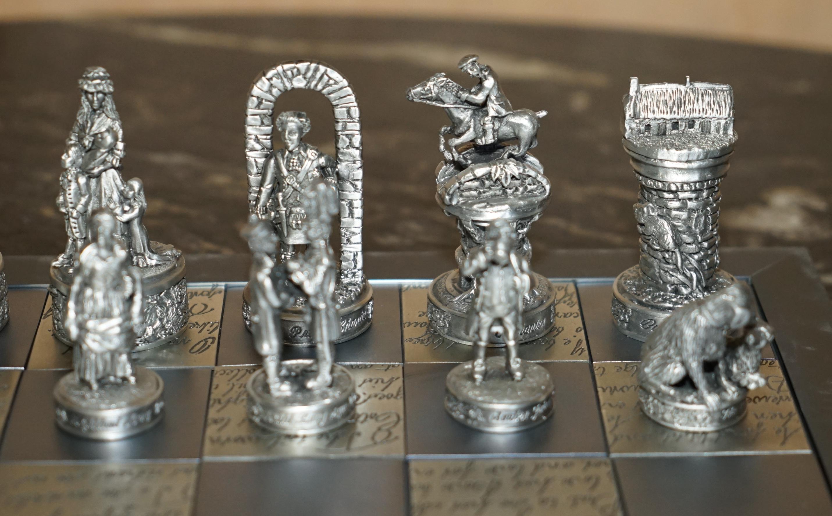 NEW IN THE BOX LTD EDITION 18/500 ROBERT BURNS SCOTTiSH CHESS SET en vente 8