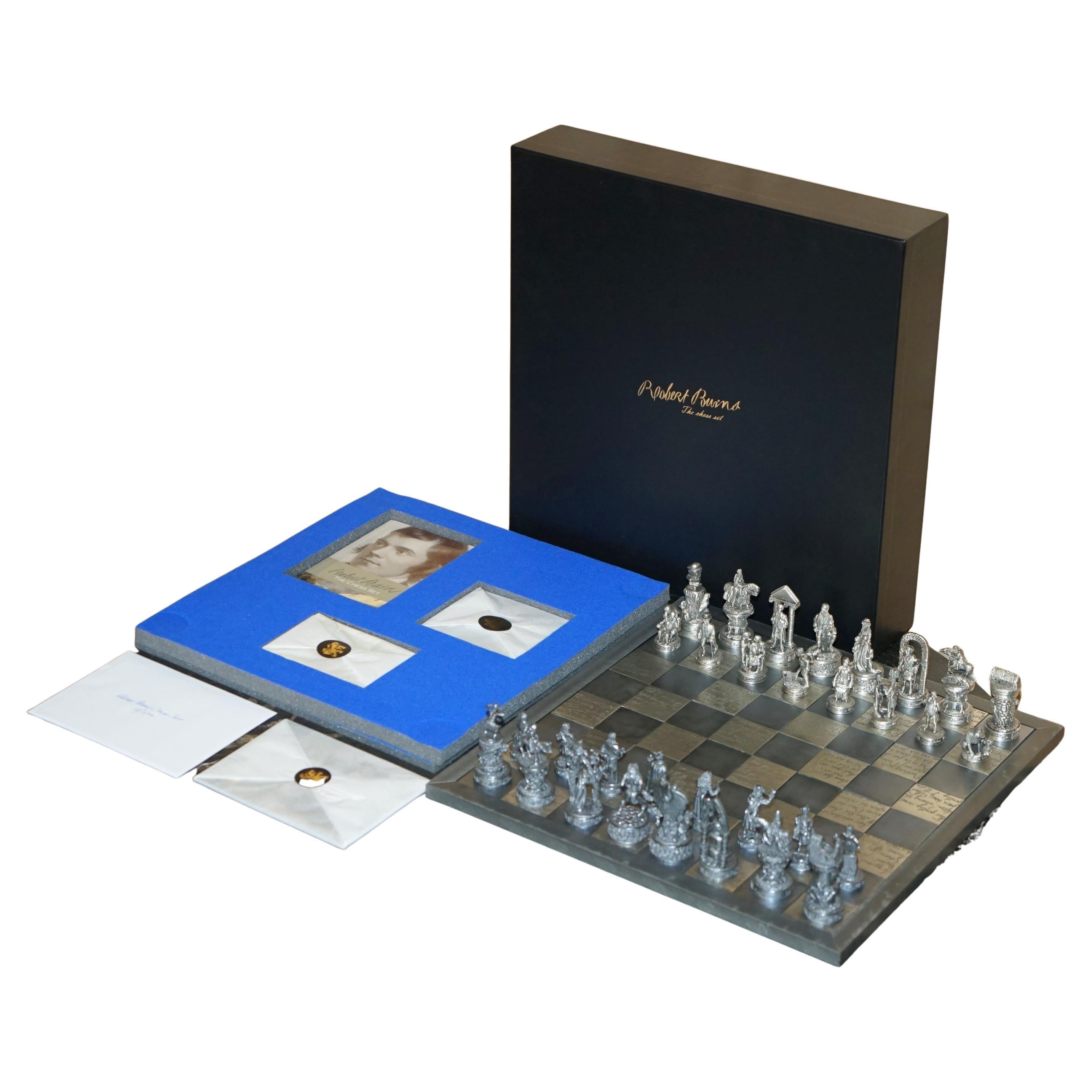 NEW IN THE BOX LTD EDITION 18/500 ROBERT BURNS SCOTTiSH CHESS SET en vente