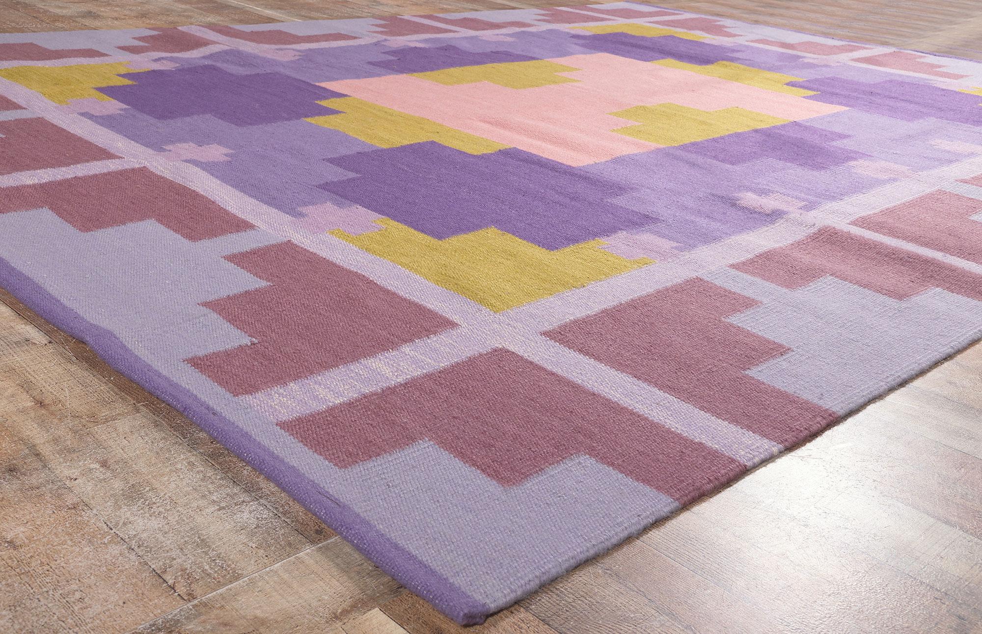 Scandinavian Modern Swedish Inspired Kilim Rug with Storsjön Design In New Condition For Sale In Dallas, TX