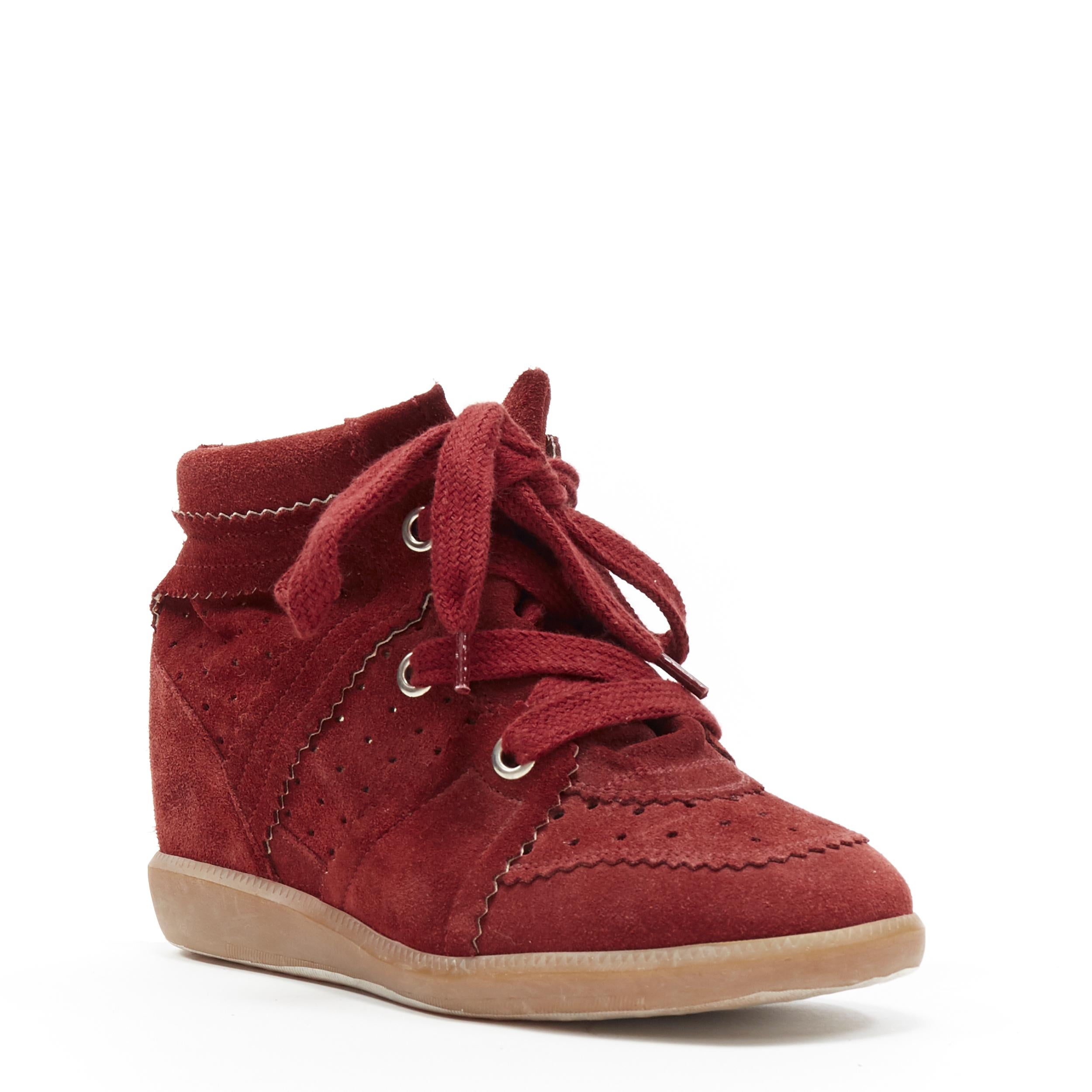 new ISABEL MARANT Bobby Burgundy suede lace up concealed wedge sneaker EU37
Brand: Isabel Marant Etoile
Designer: Isabel Marant
Model Name / Style: Bobby
Material: Suede
Color: Burgundy
Pattern: Solid
Closure: Lace up
Lining material: Leather
Extra