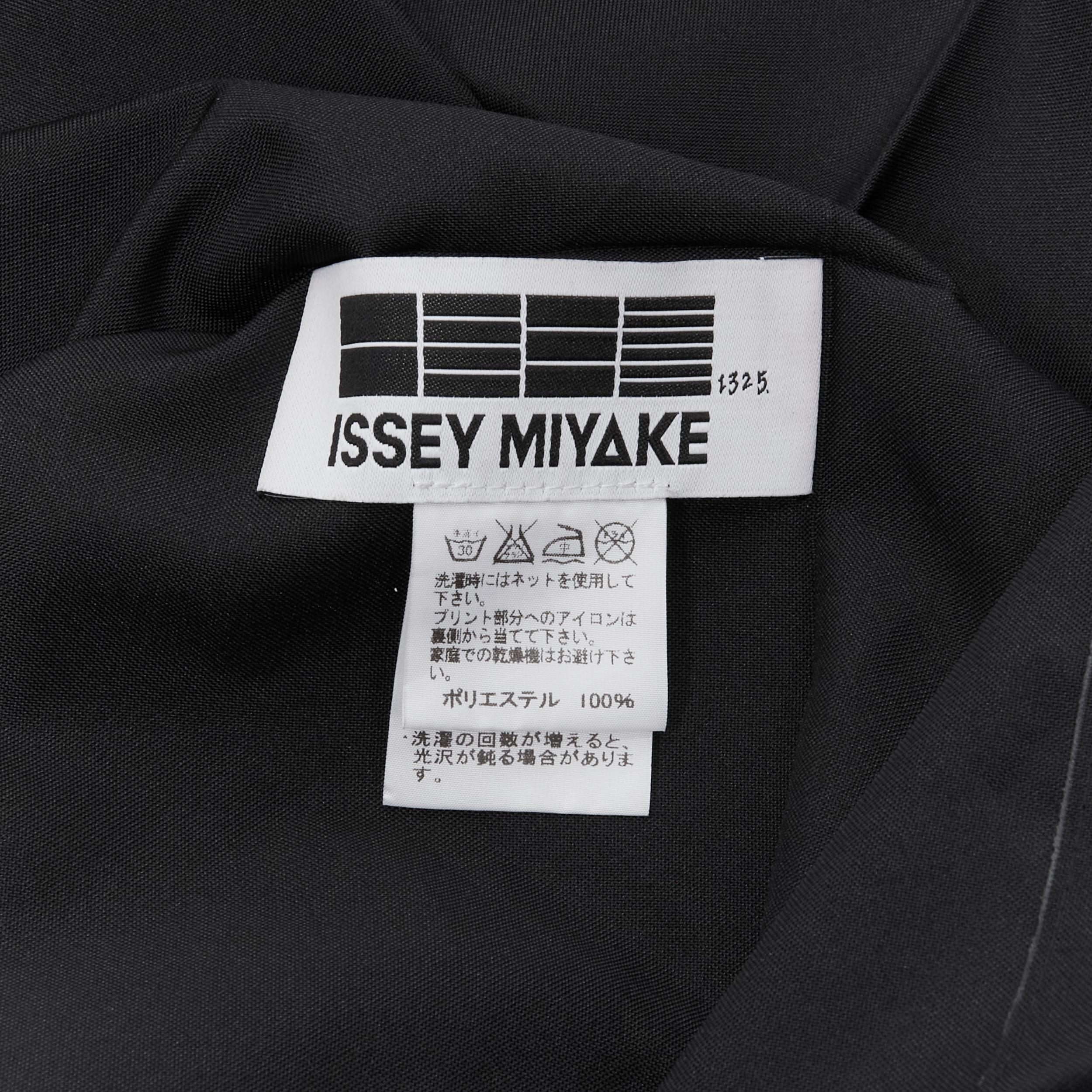 new ISSEY MIYAKE 132 5. black coated sheen origami transformable sleeveless top 6