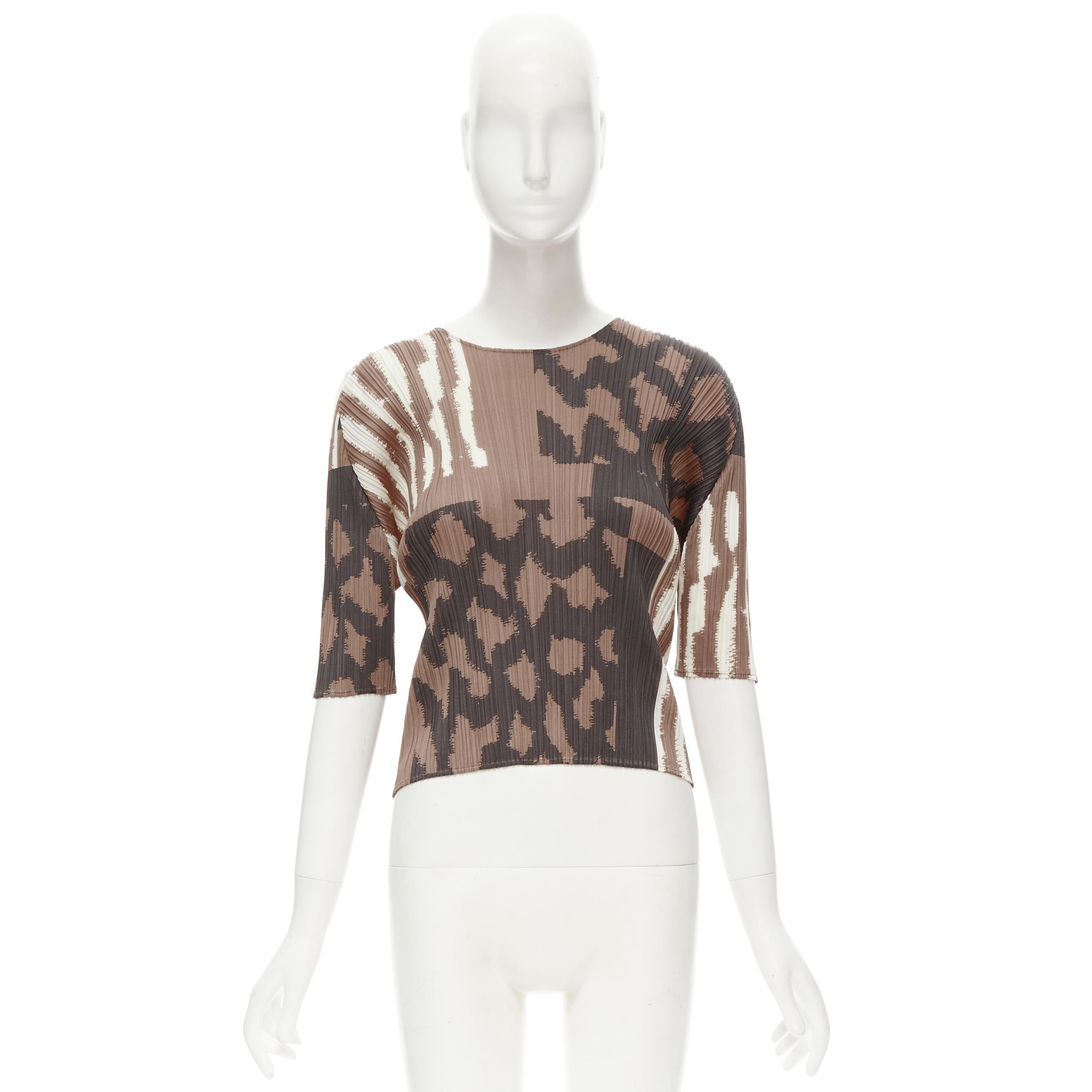 new ISSEY MIYAKE PLEATS PLEASE brown ethnic abstract print plisse pleated top L For Sale 4