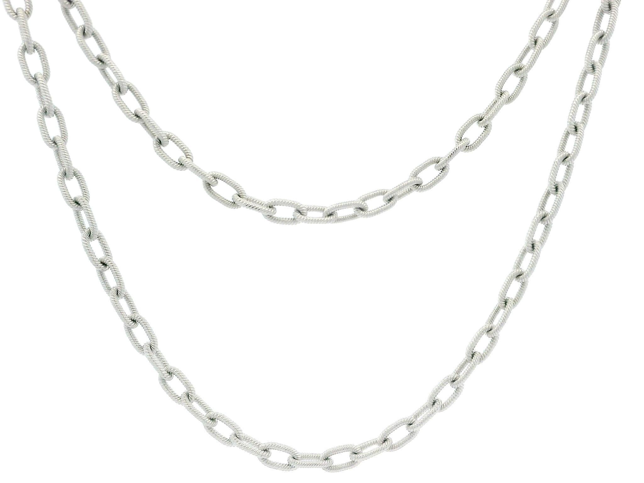 Chaîne de collier italienne en or blanc 18 carats, câble torsadé mat de 18 pouces Pour femmes en vente