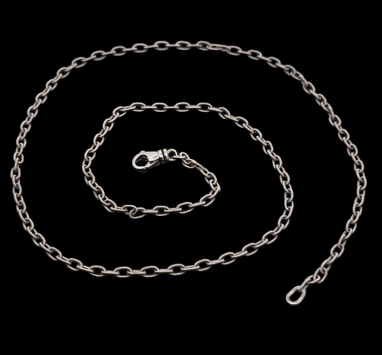 Chaîne de collier italienne en or blanc 18 carats, câble torsadé mat de 18 pouces en vente 1