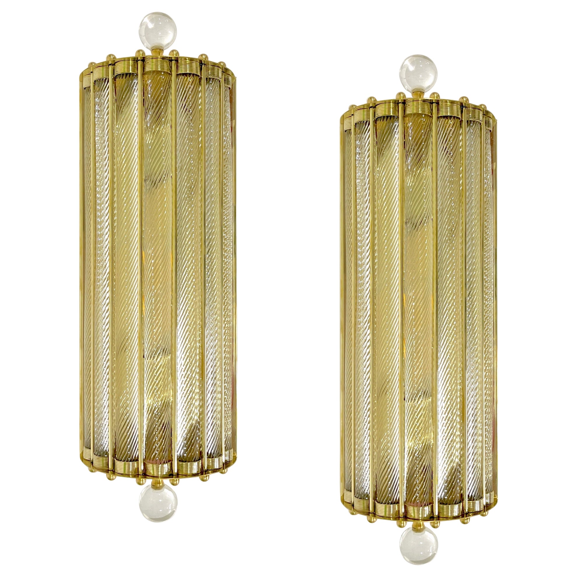 New Italian Art Deco Design Crystal Ball Murano Glass Half Moon Brass Sconces (appliques en laiton)