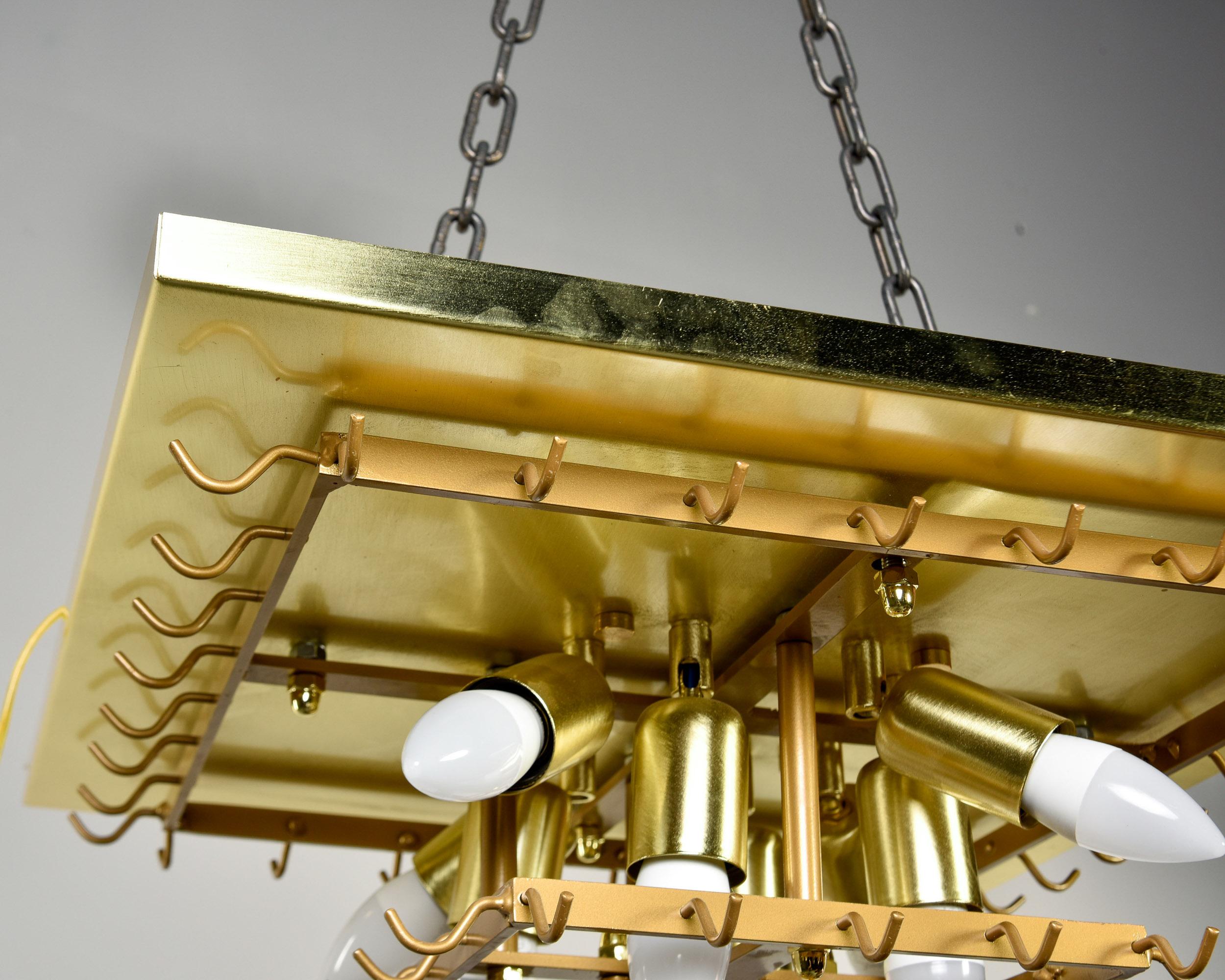 New Italian Three Tier Green Glass and Brass 8 Light Flush Mountture (luminaire encastré à trois niveaux en verre vert et en laiton) en vente 5