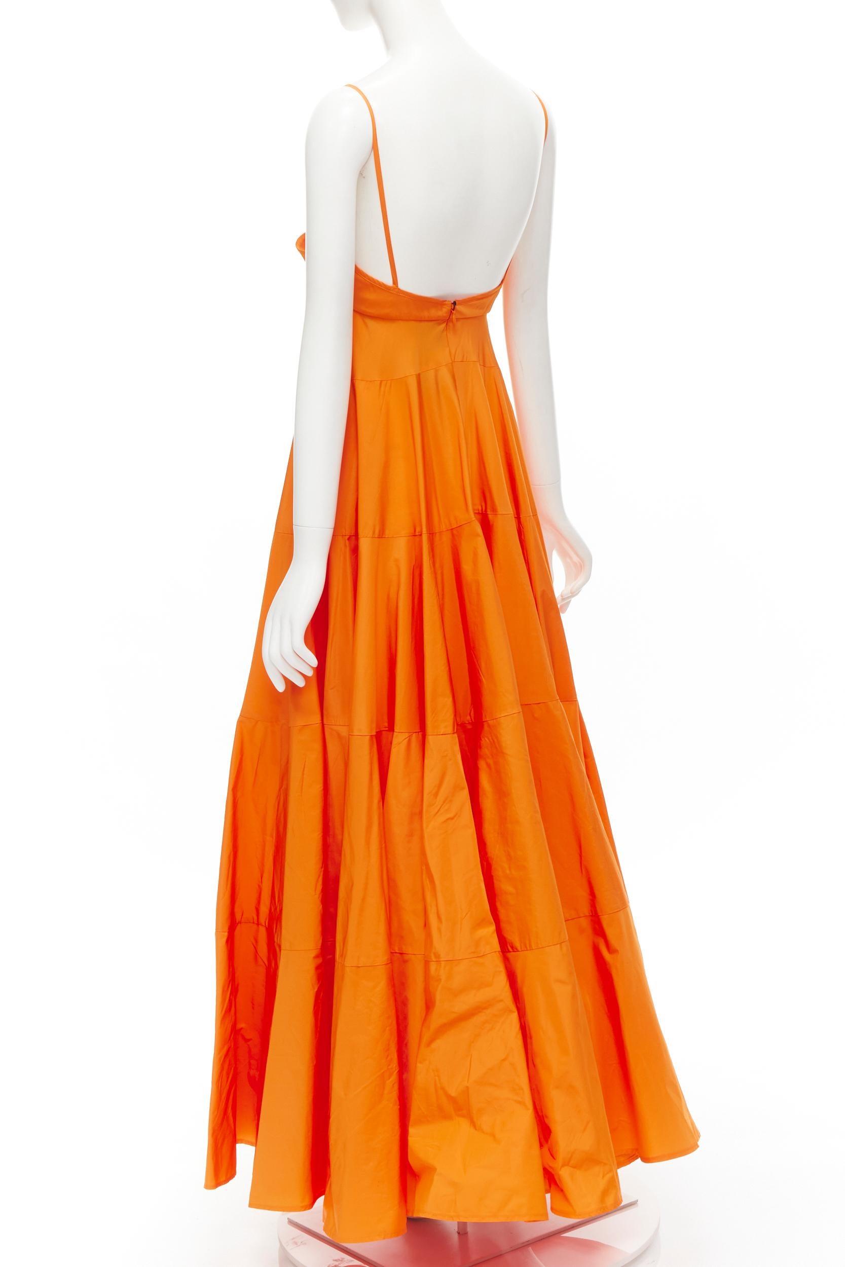 JACQUEMUS Laufsteg orangefarbenes langes Tafetta-Maxikleid mit Knopfleiste IT34 XS im Angebot 1