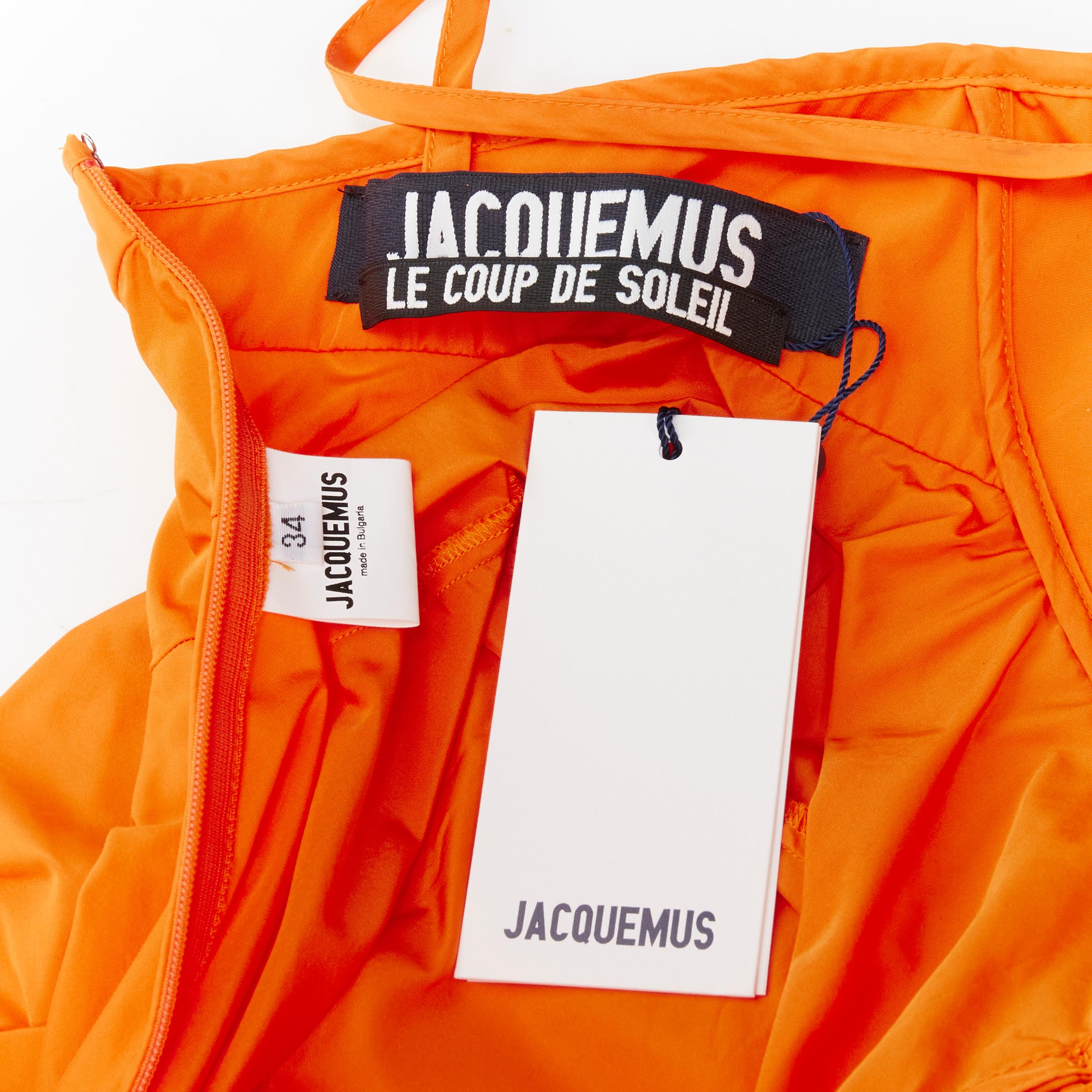 JACQUEMUS Laufsteg orangefarbenes langes Tafetta-Maxikleid mit Knopfleiste IT34 XS im Angebot 4