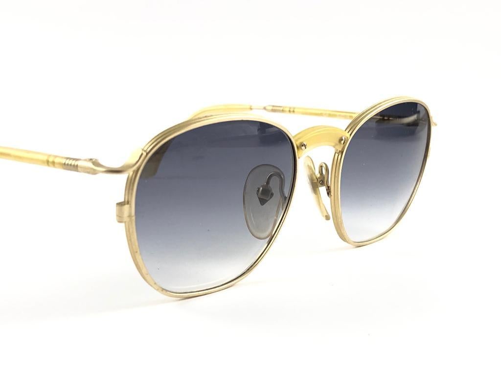 New Jean Paul Gaultier 55 1271  Oval Gold Sunglasses 1990's Made in Japan  For Sale 6