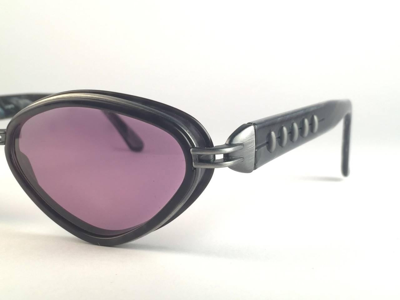 New Jean Paul Gaultier 56 0015 Marbled Grey Bullet Like Inserts 1990's Japan In New Condition In Baleares, Baleares