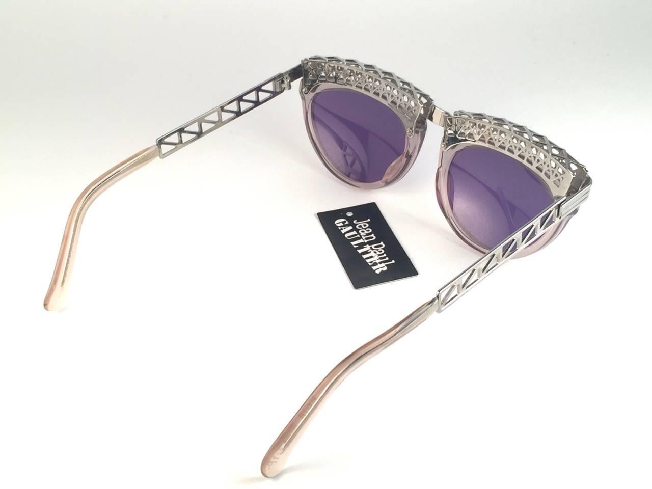 Femenino o masculino Nuevo Jean Paul Gaultier 56 0271 Torre Eiffel Transparente Collectors Item 1990's Japan en venta