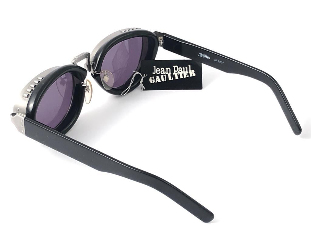 New Jean Paul Gaultier 56 8207 