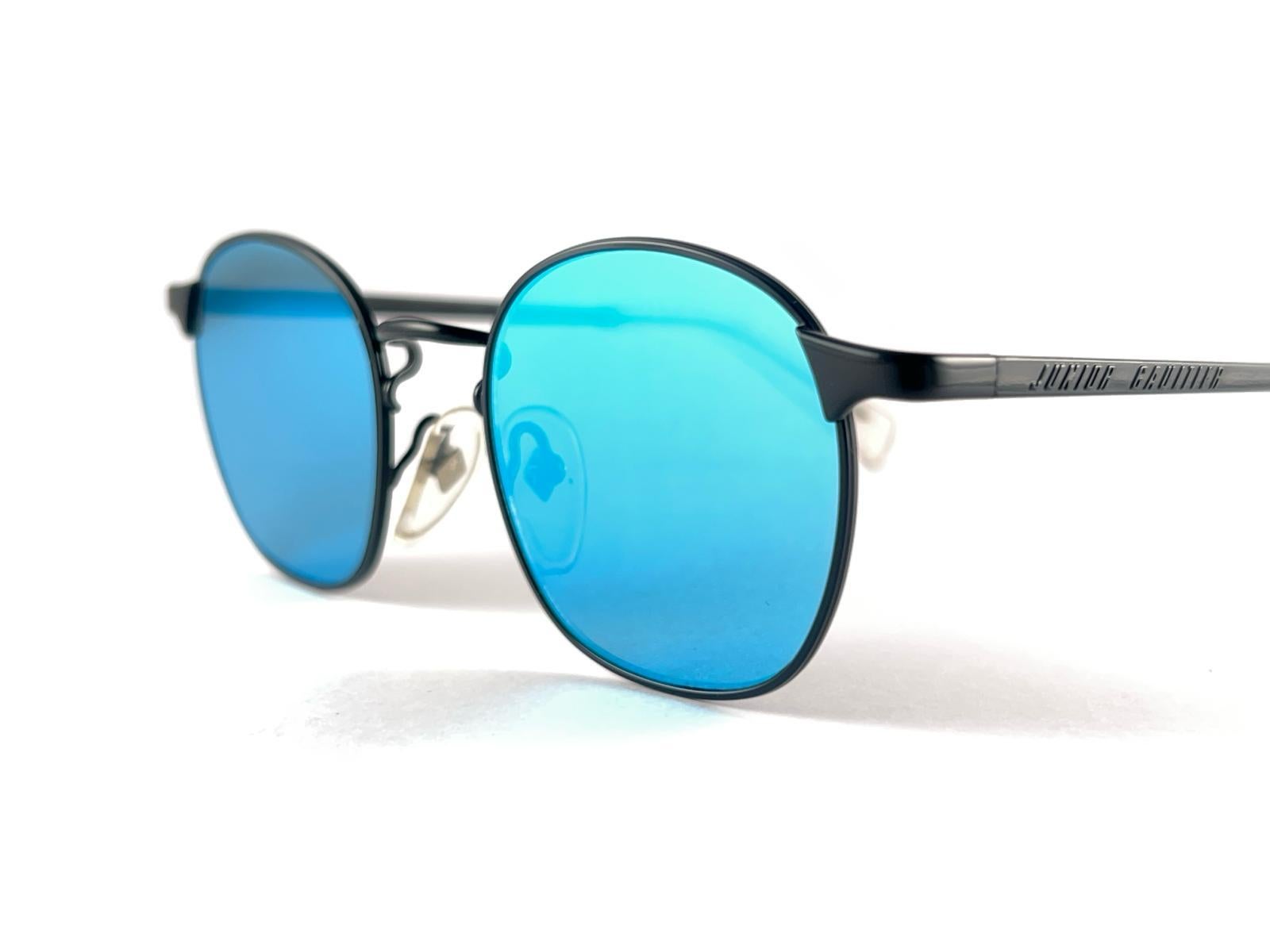 New Jean Paul Gaultier 57 0172 Oval Black Sunglasses 1990's Made in Japan  en vente 1