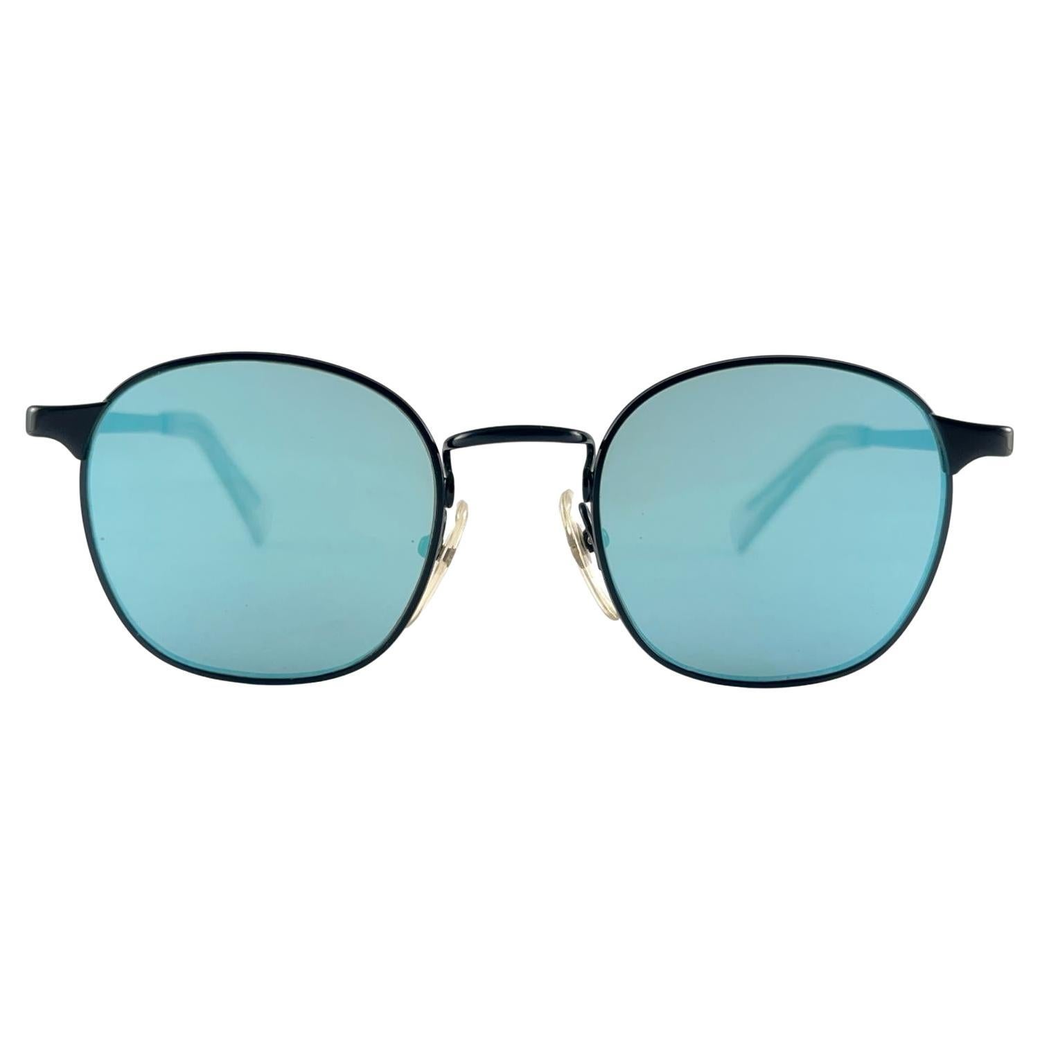 New Jean Paul Gaultier 57 0172 Oval Black Sunglasses 1990's Made in Japan  en vente