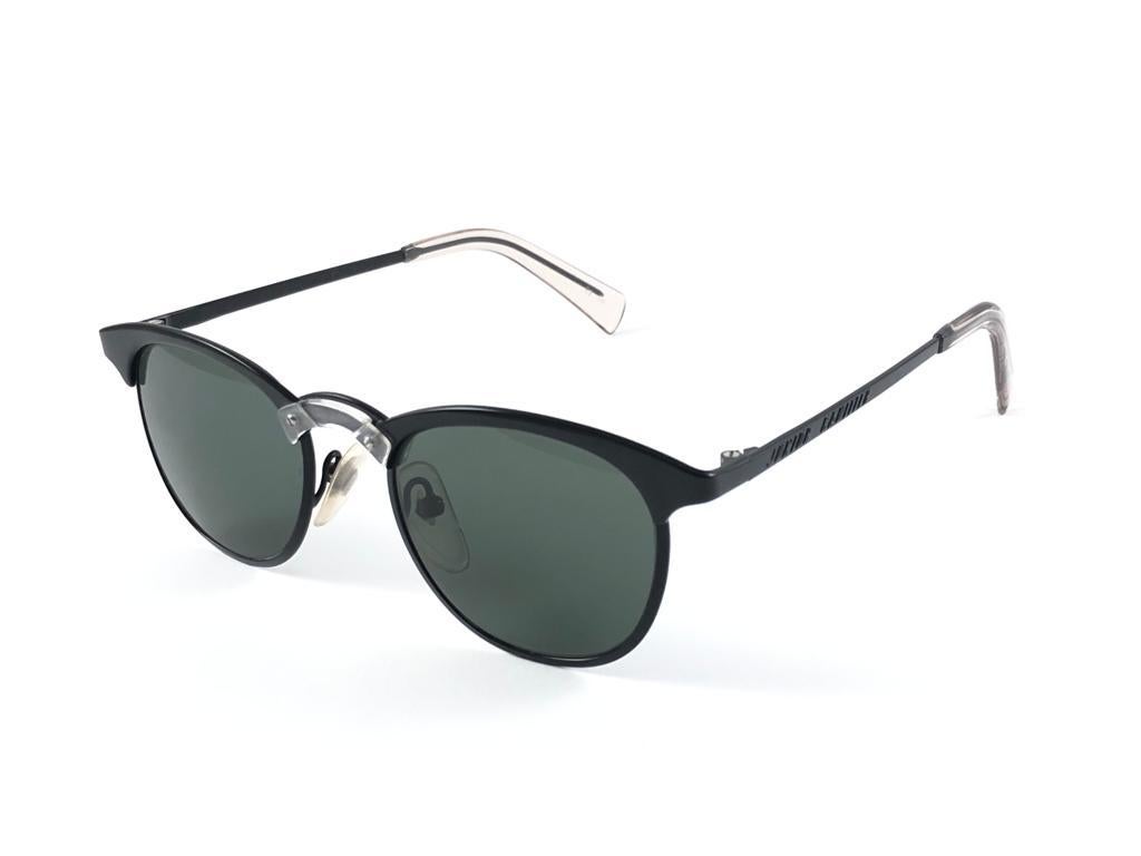 New Jean Paul Gaultier 57 0175 Oval Black Sunglasses 1990's Made in Japan Neuf - En vente à Baleares, Baleares